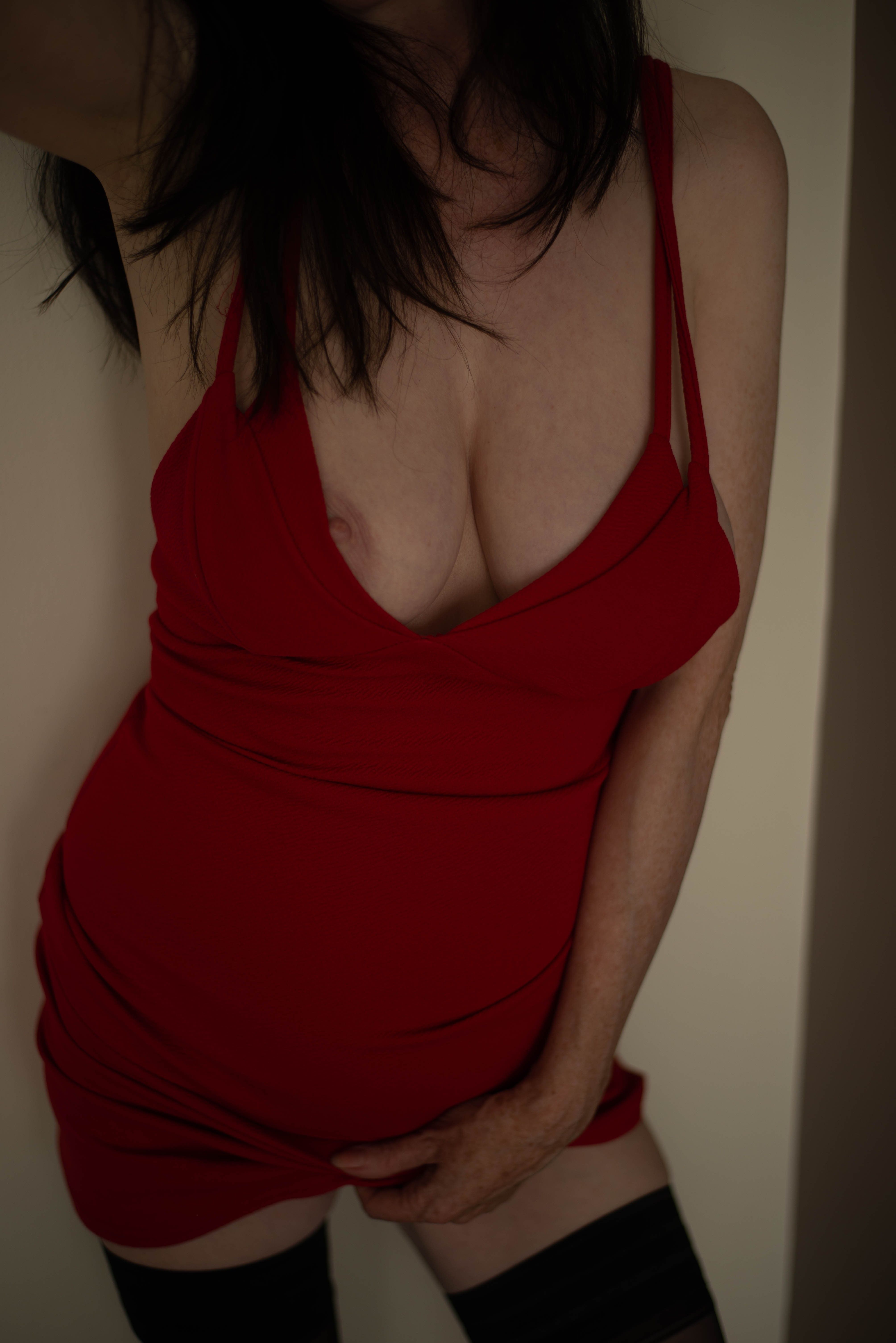 https://cdn.adultwork.com/gallery/G12/8776209.jpg