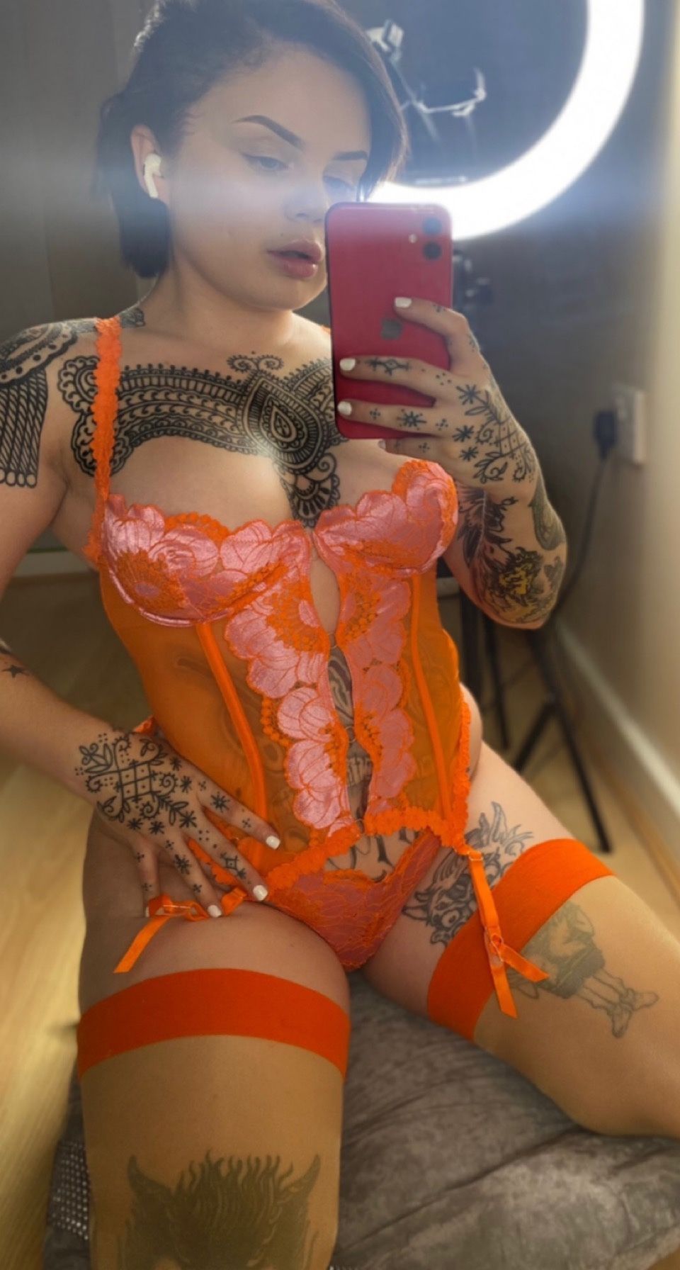 https://cdn.adultwork.com/gallery/G12/8777404.jpg