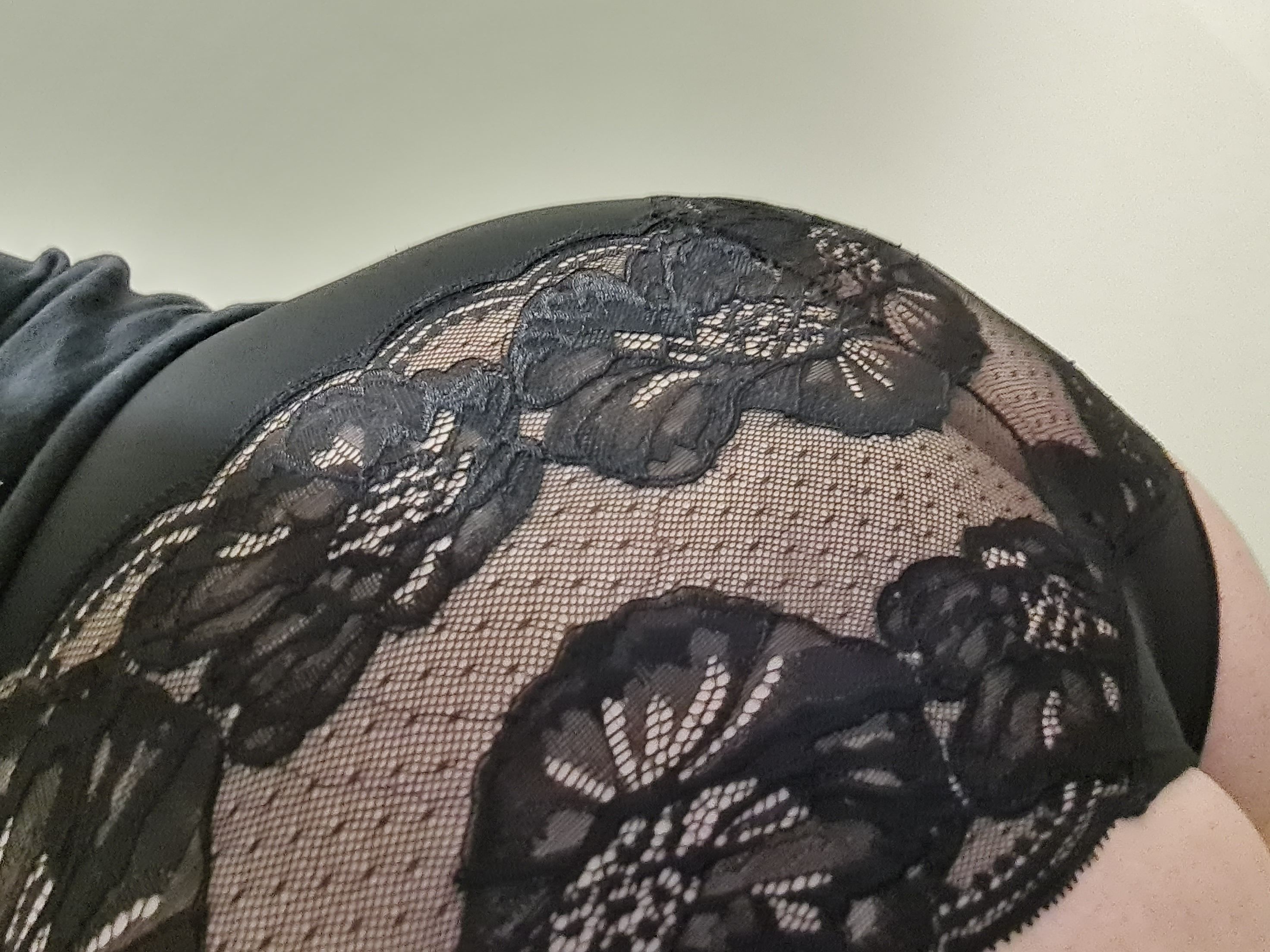 https://cdn.adultwork.com/gallery/G12/8780395.jpg