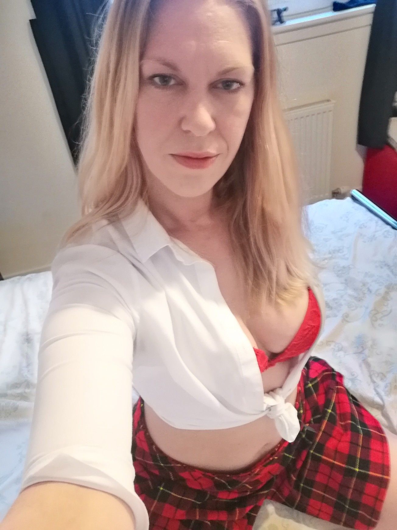 https://cdn.adultwork.com/gallery/G12/8781023.jpg