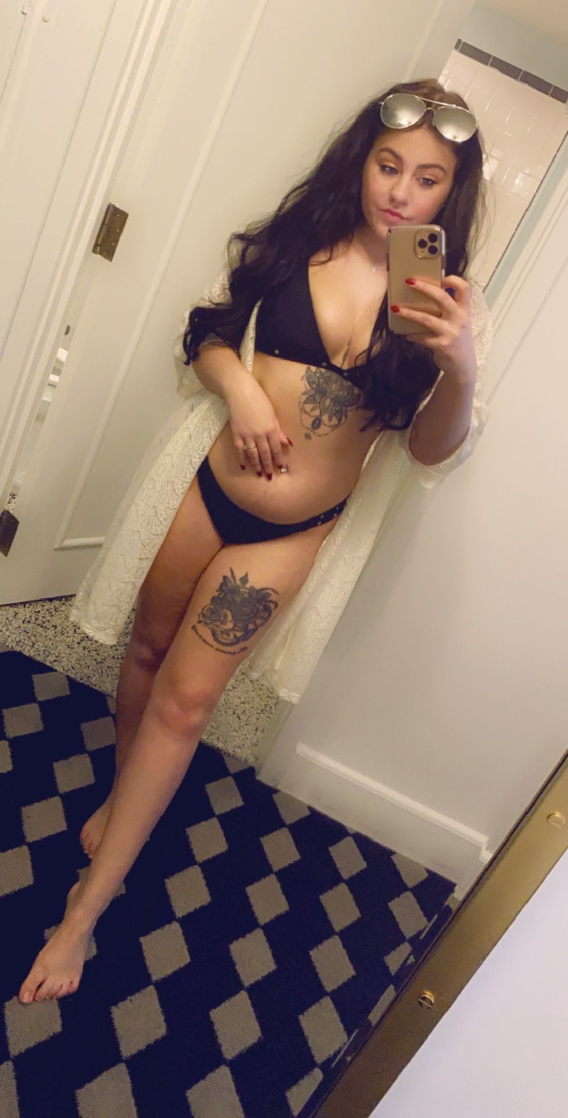 https://cdn.adultwork.com/gallery/G12/8782249.jpg