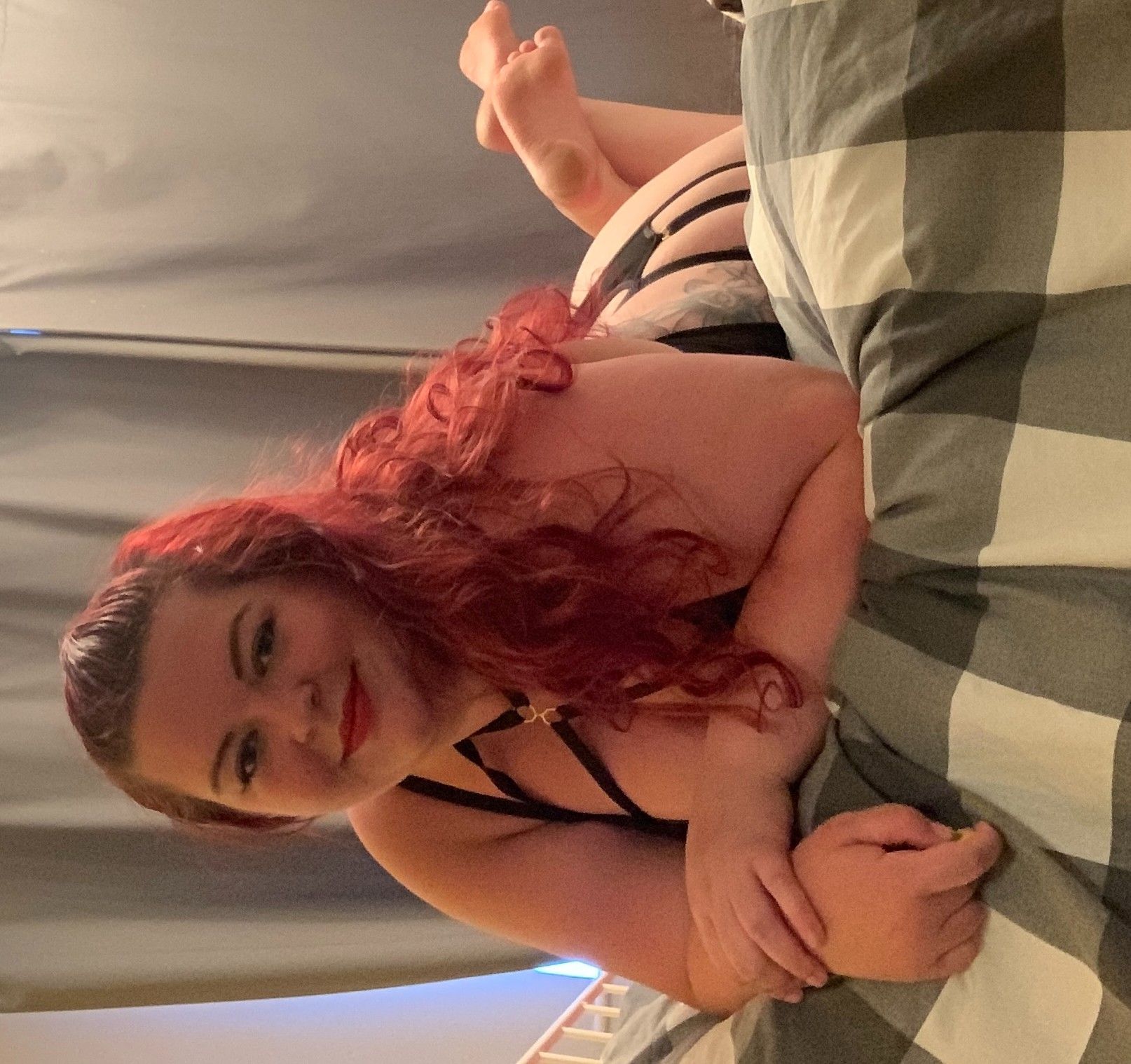 https://cdn.adultwork.com/gallery/G12/8782825.jpg