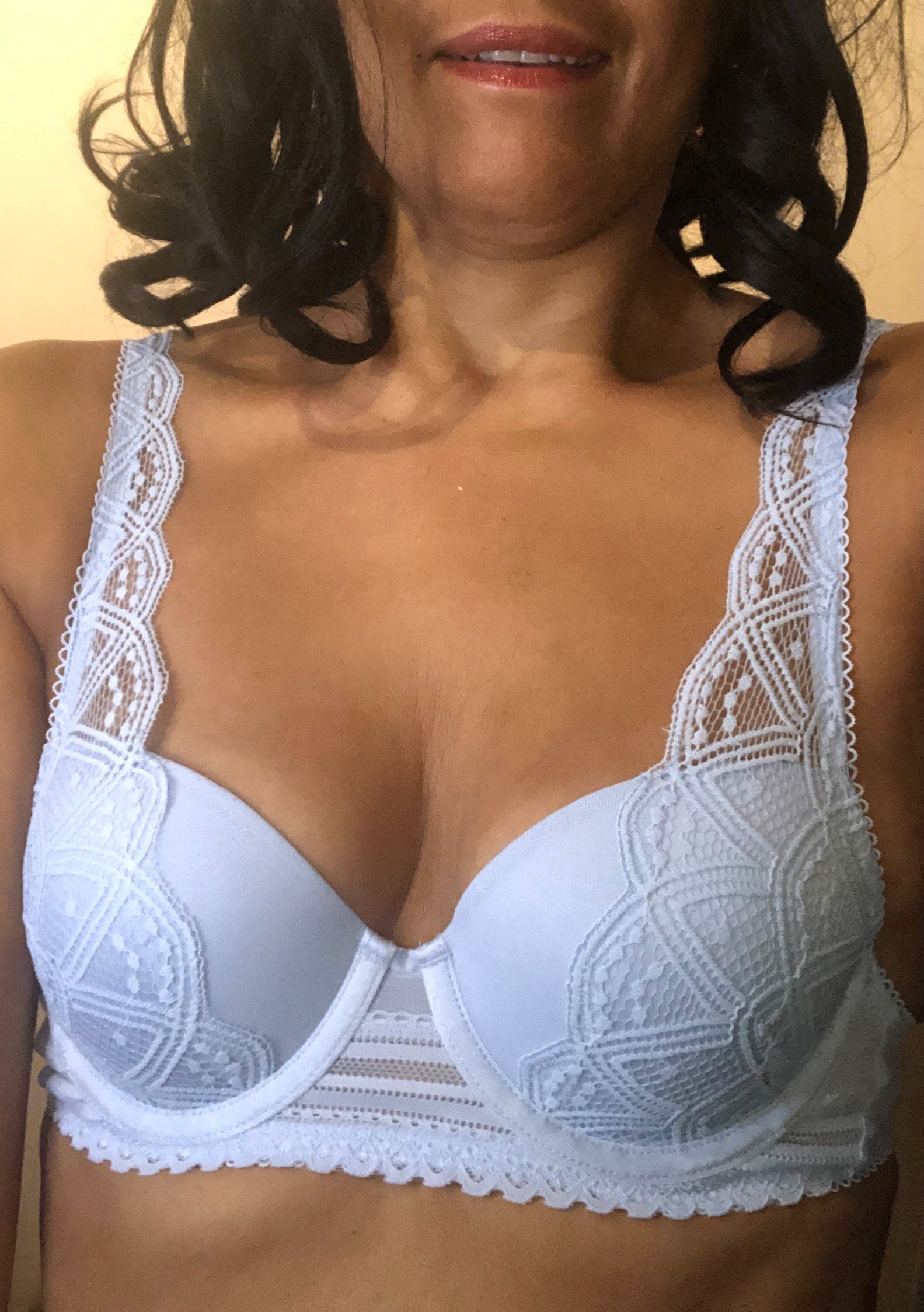 https://cdn.adultwork.com/gallery/G12/8786144.jpg