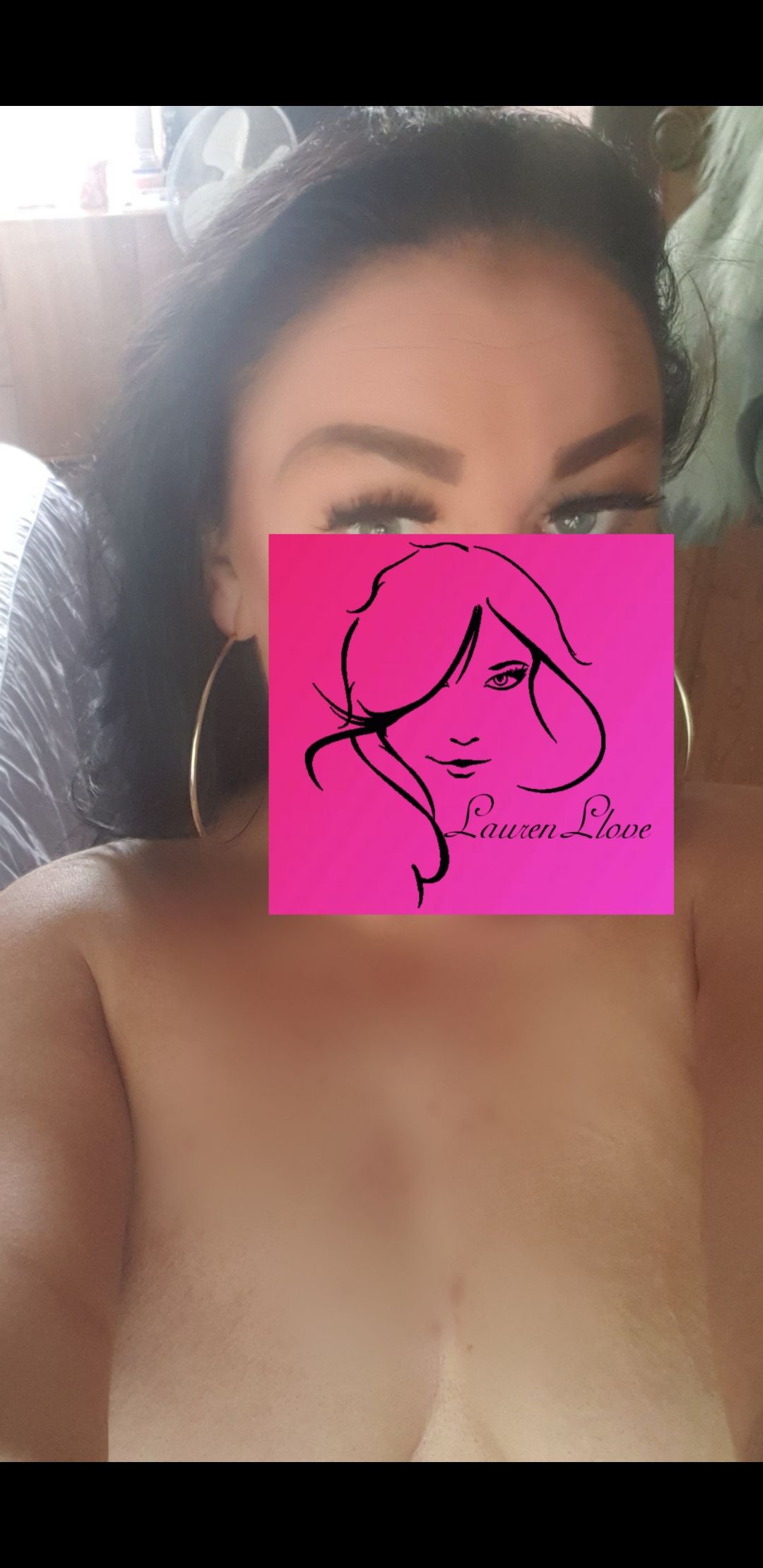 https://cdn.adultwork.com/gallery/G12/8789855.jpg