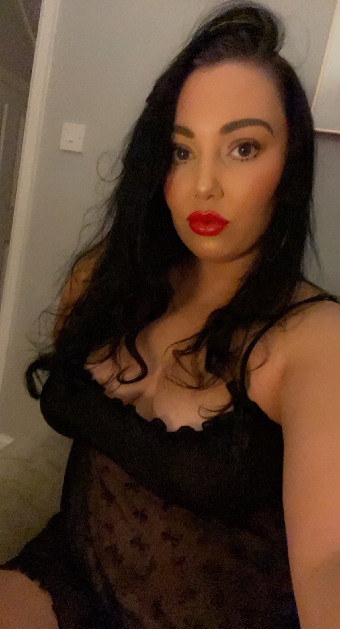 https://cdn.adultwork.com/gallery/G12/8790780.jpg