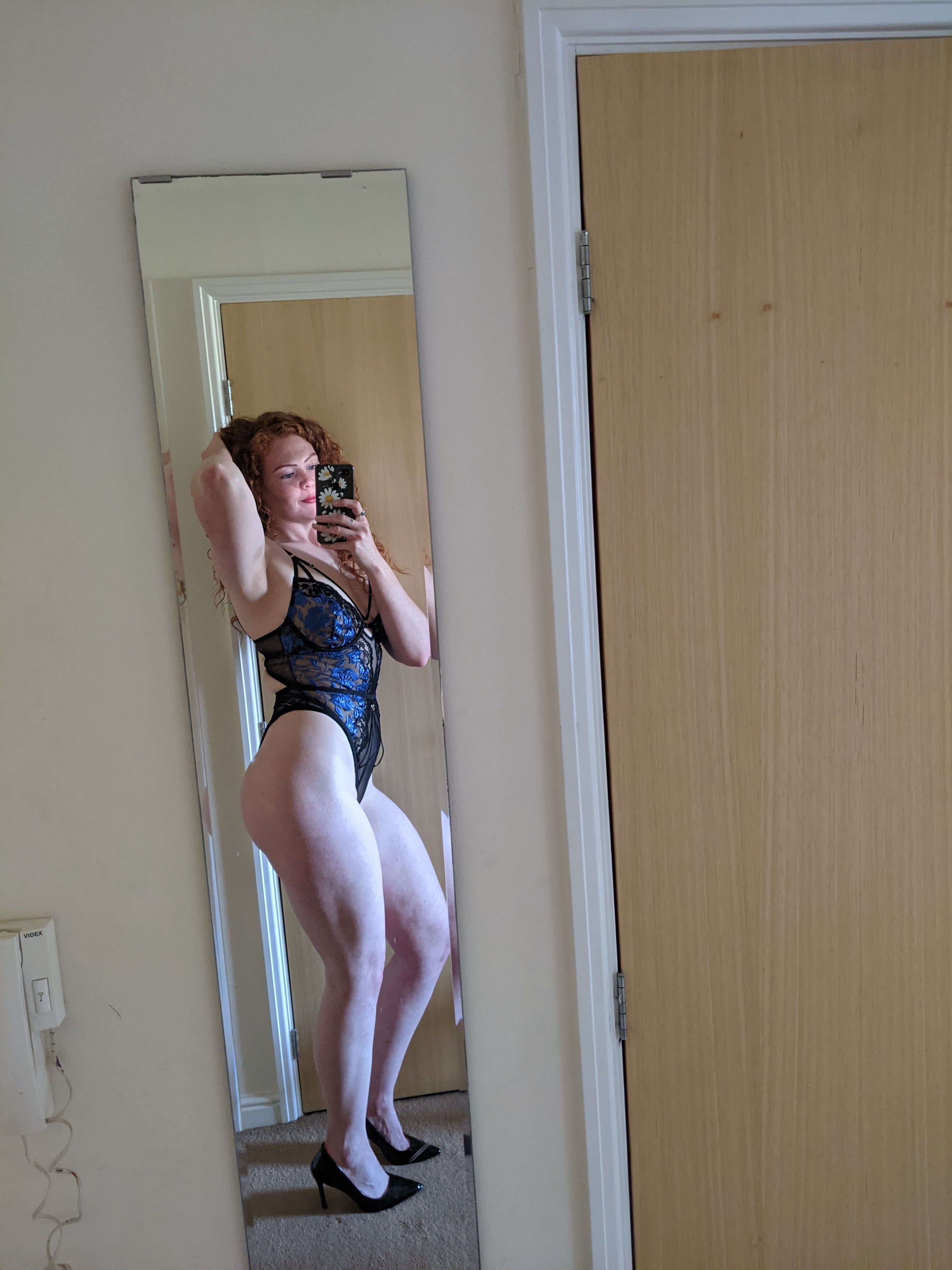 https://cdn.adultwork.com/gallery/G12/8791232.jpg