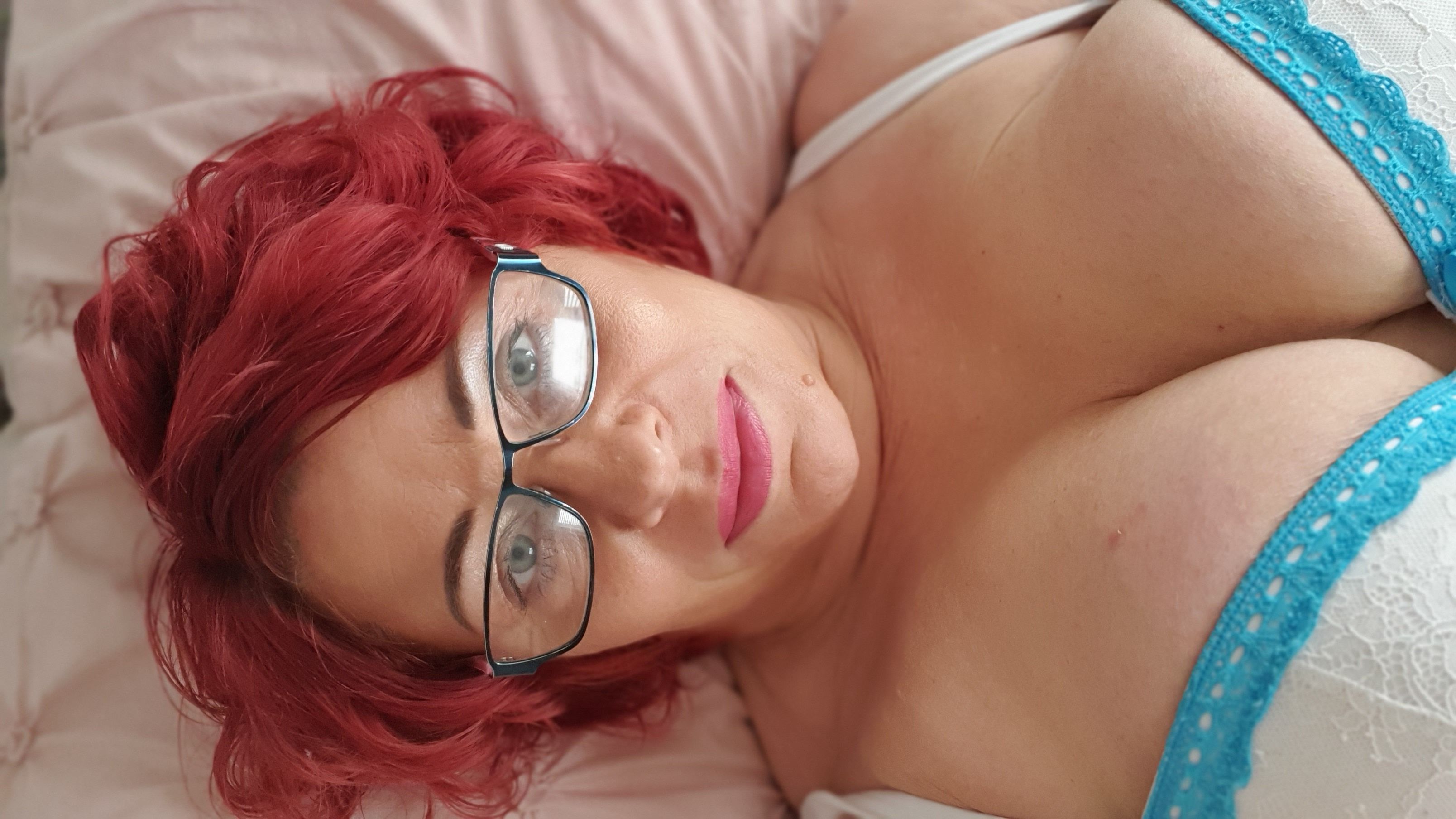 https://cdn.adultwork.com/gallery/G12/8792643.jpg