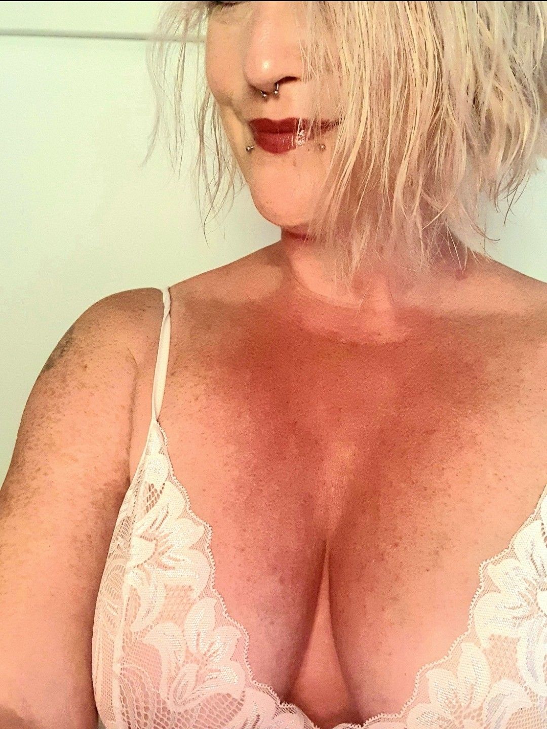 https://cdn.adultwork.com/gallery/G12/8793536.jpg