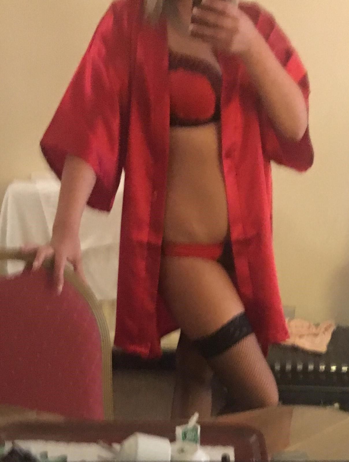 https://cdn.adultwork.com/gallery/G12/8794006.jpg