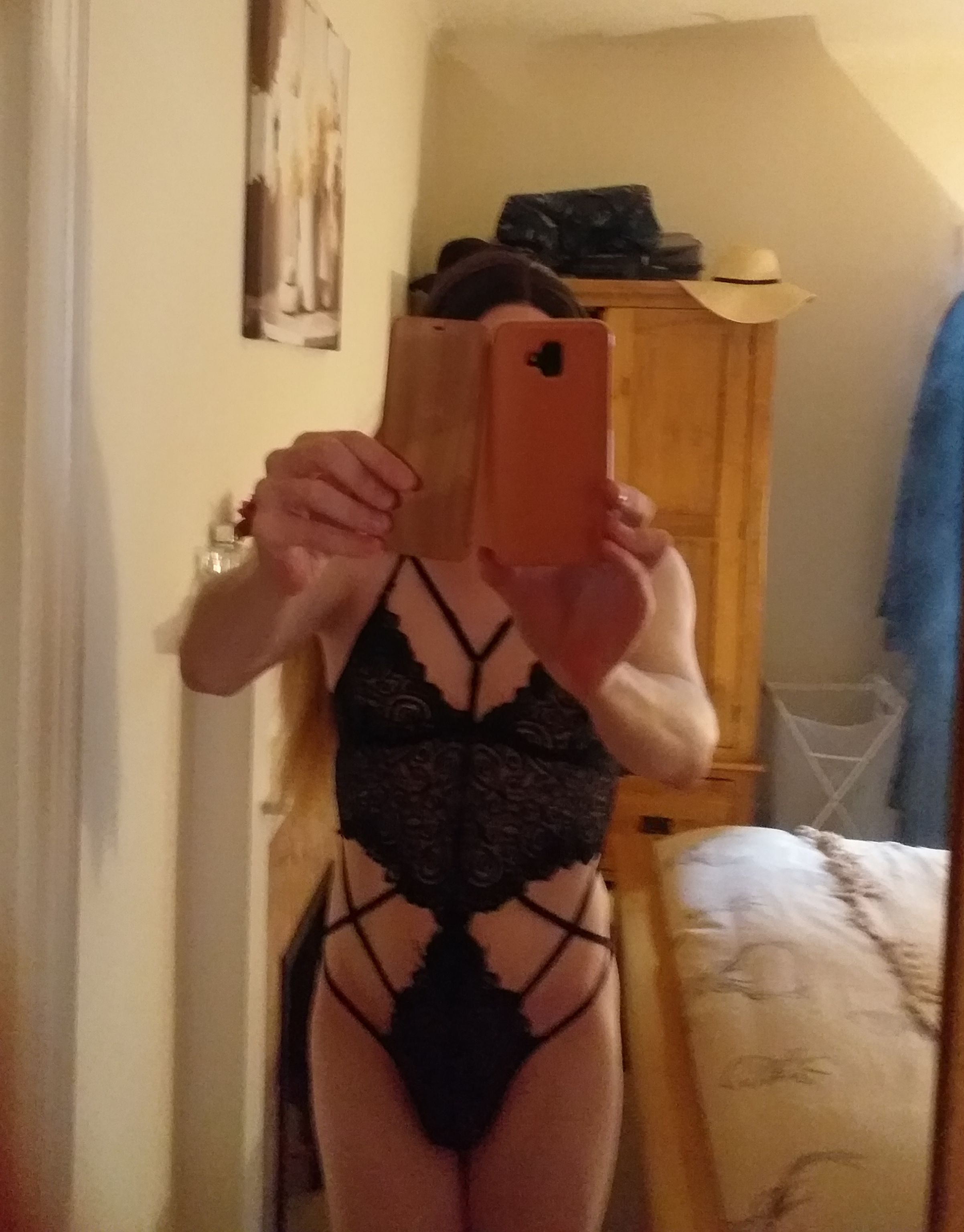 https://cdn.adultwork.com/gallery/G12/8801965.jpg