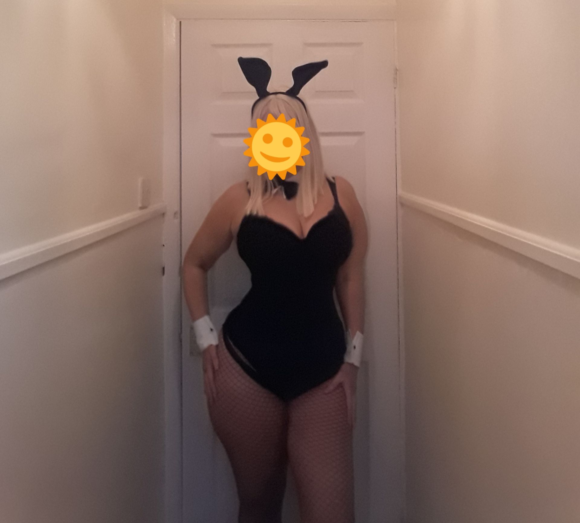 https://cdn.adultwork.com/gallery/G12/8802047.jpg