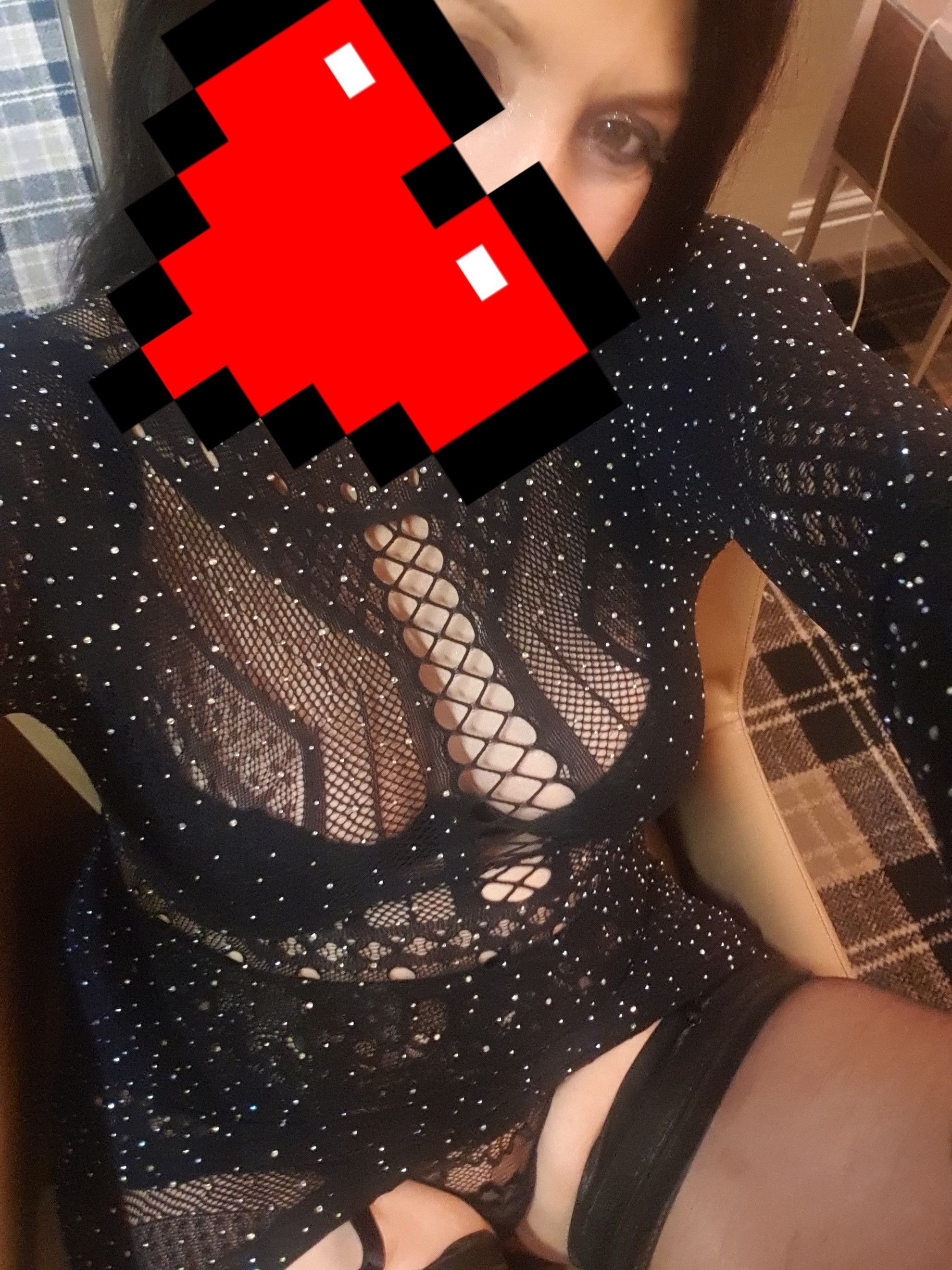 https://cdn.adultwork.com/gallery/G12/8802514.jpg