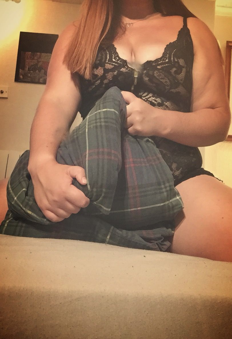 https://cdn.adultwork.com/gallery/G12/8805426.jpg