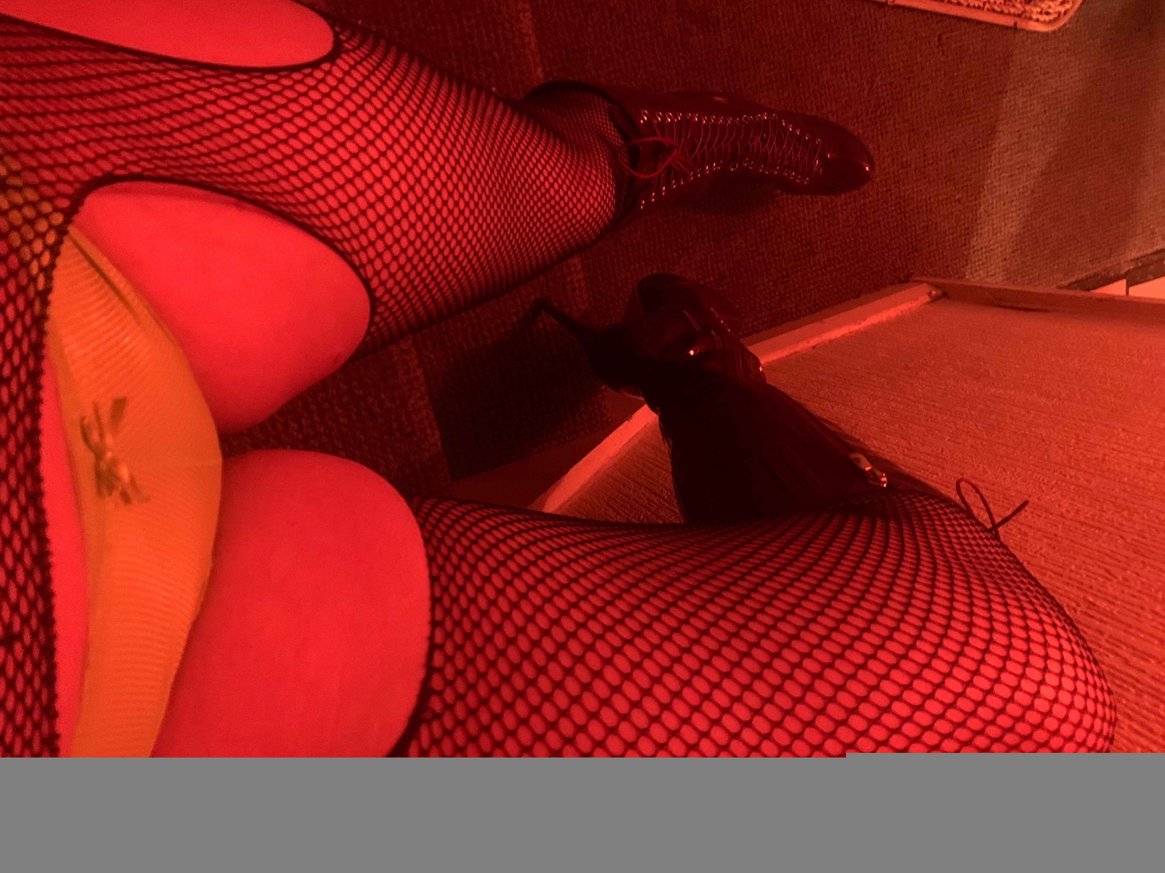 https://cdn.adultwork.com/gallery/G12/8807950.jpg