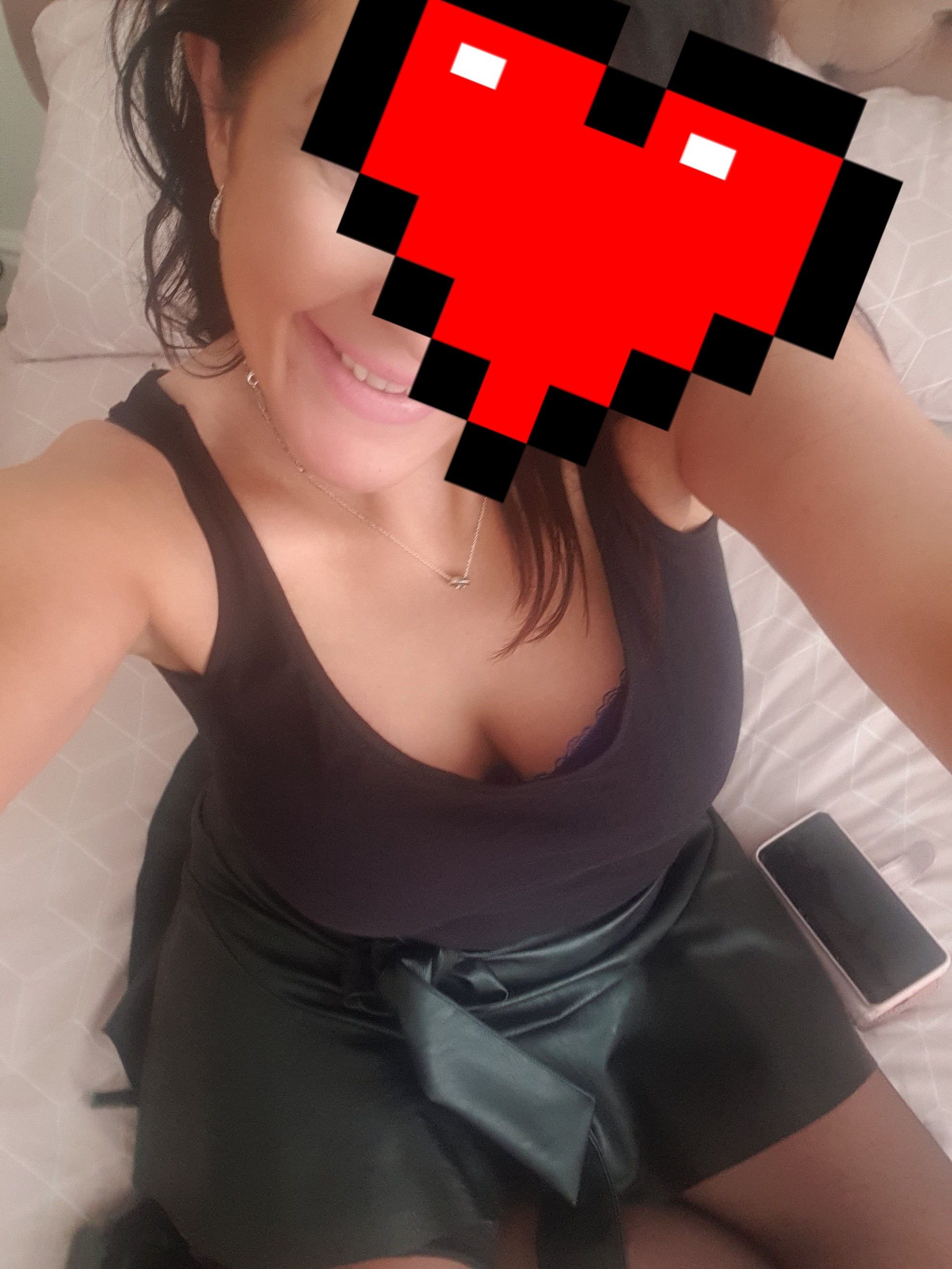 https://cdn.adultwork.com/gallery/G12/8810937.jpg