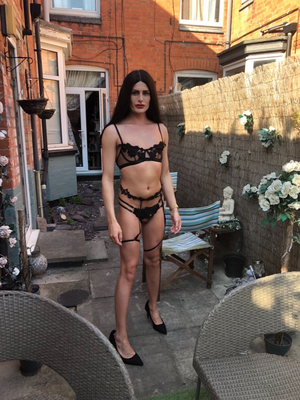 https://cdn.adultwork.com/gallery/G12/8811163.jpg