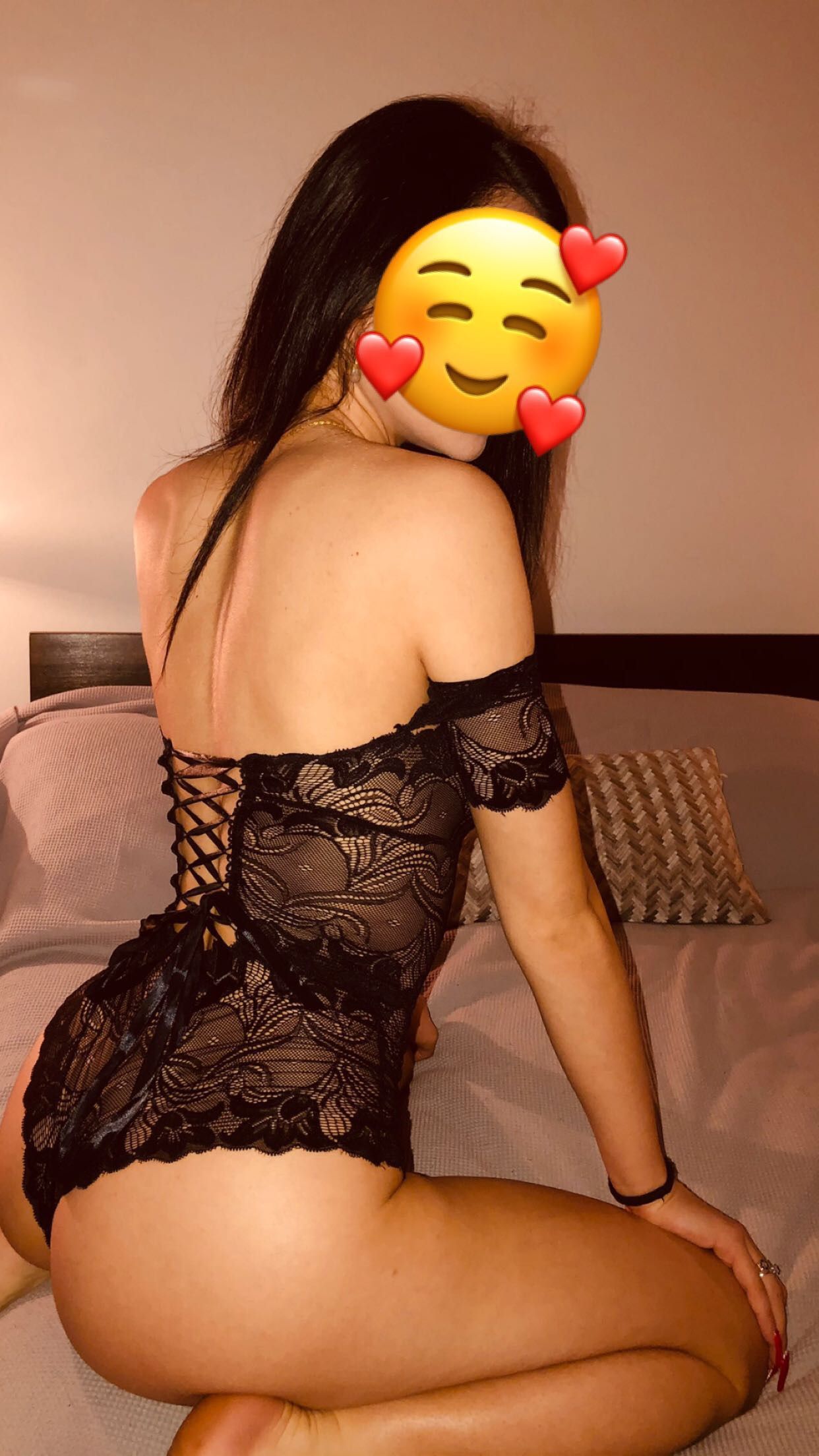 https://cdn.adultwork.com/gallery/G12/8811568.jpg