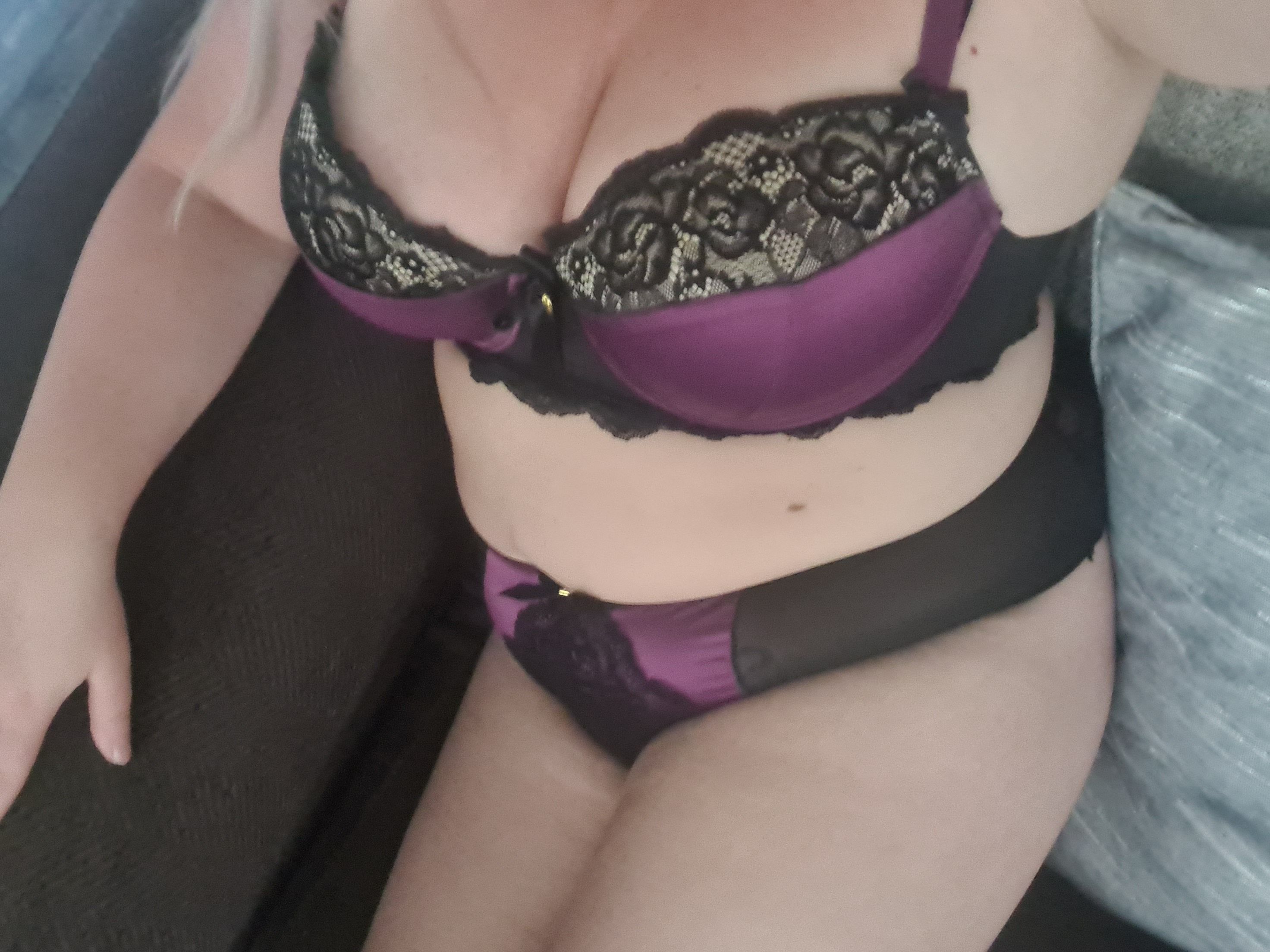 https://cdn.adultwork.com/gallery/G12/8812526.jpg