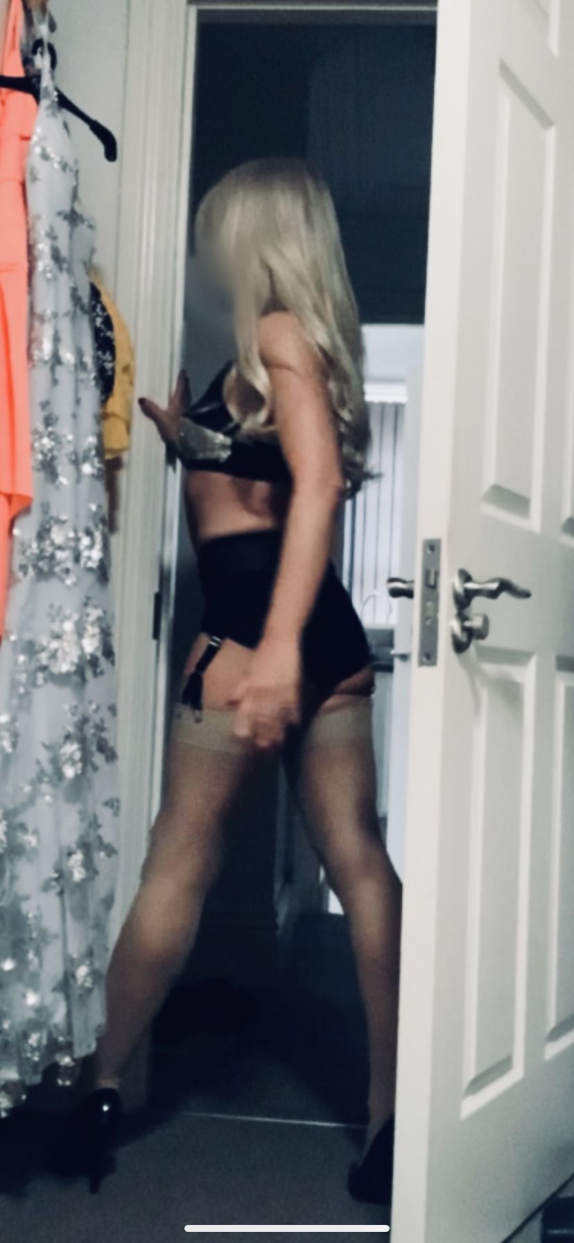 https://cdn.adultwork.com/gallery/G12/8813239.jpg