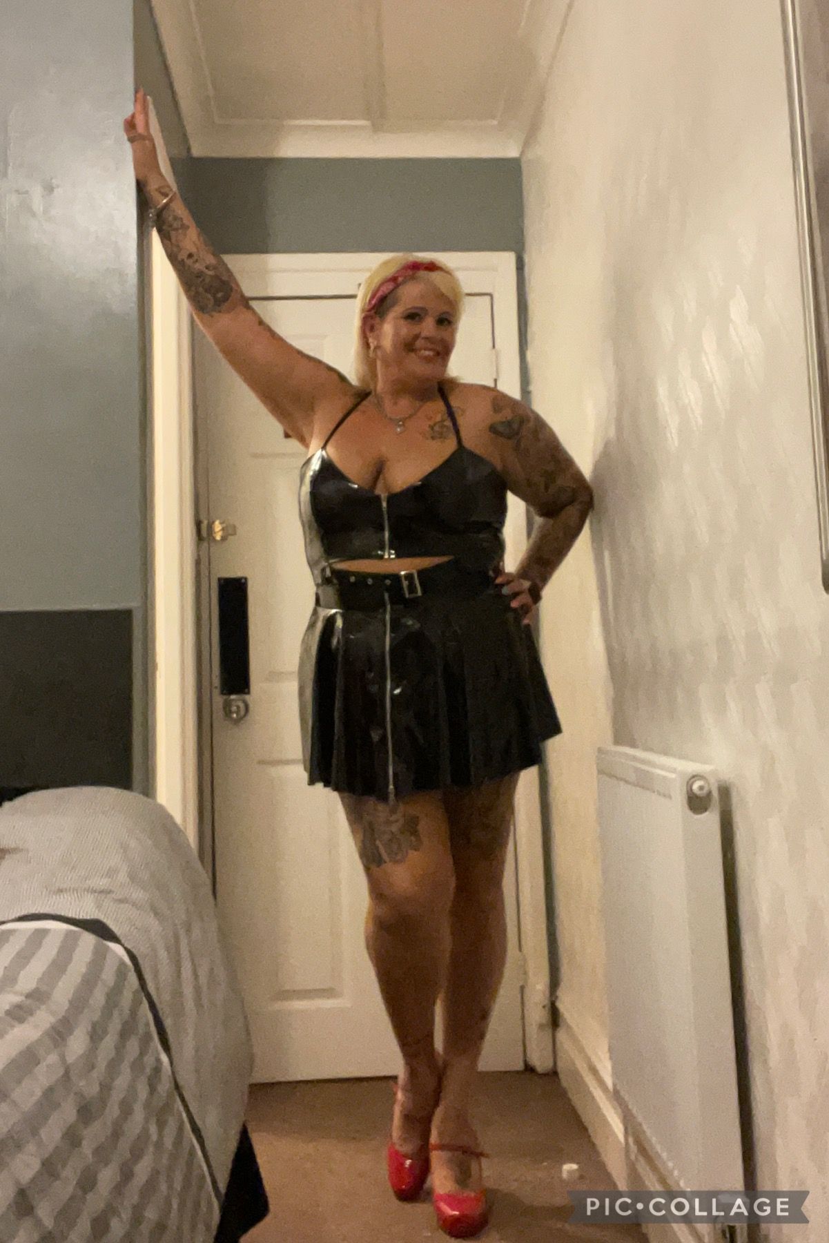 https://cdn.adultwork.com/gallery/G12/8814832.jpg