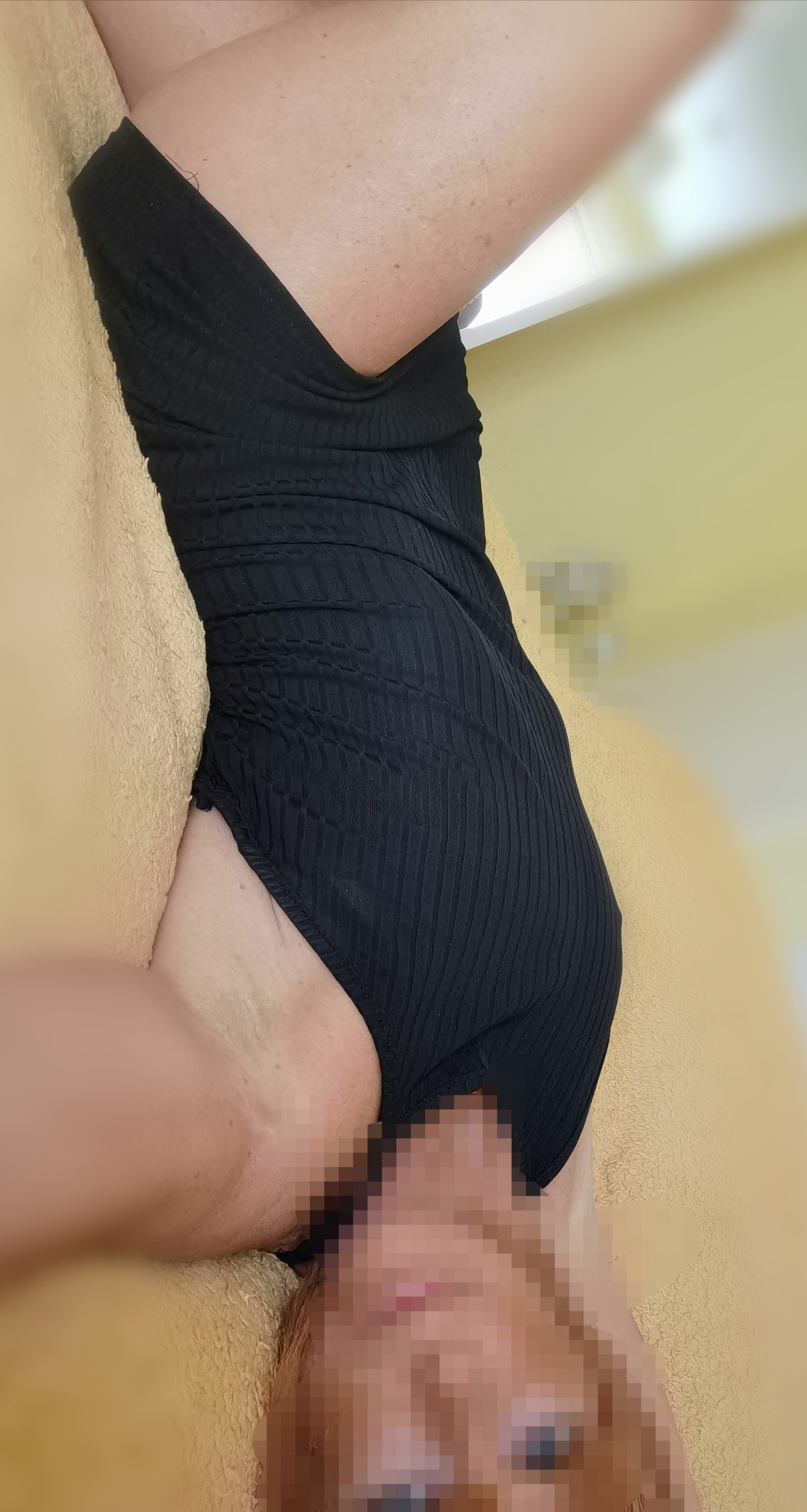 https://cdn.adultwork.com/gallery/G12/8815771.jpg