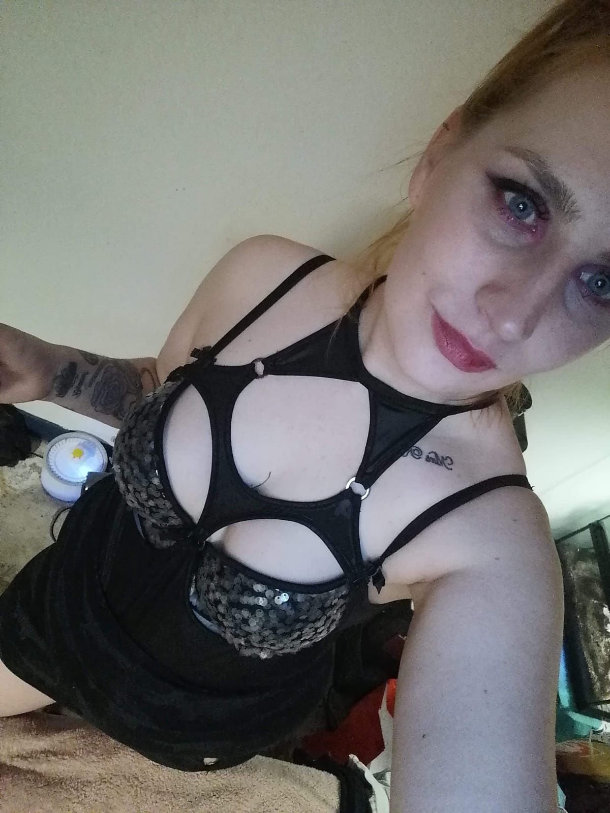 https://cdn.adultwork.com/gallery/G12/8816664.jpg