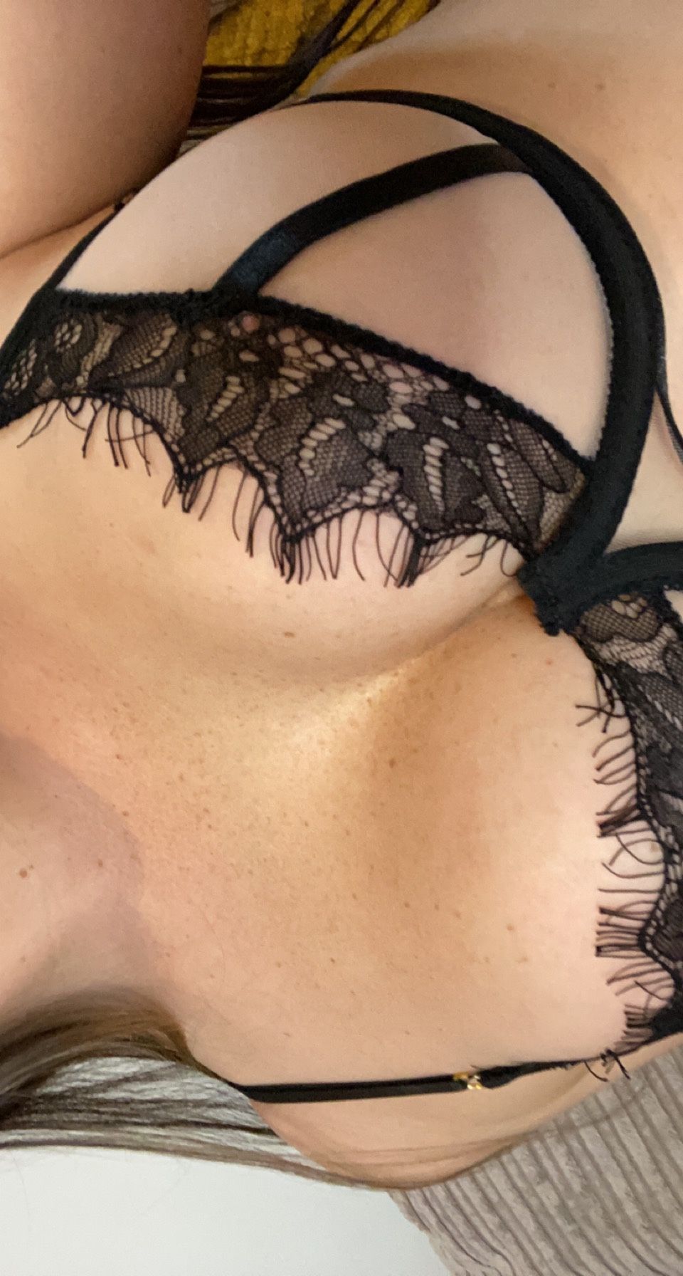 https://cdn.adultwork.com/gallery/G12/8817377.jpg