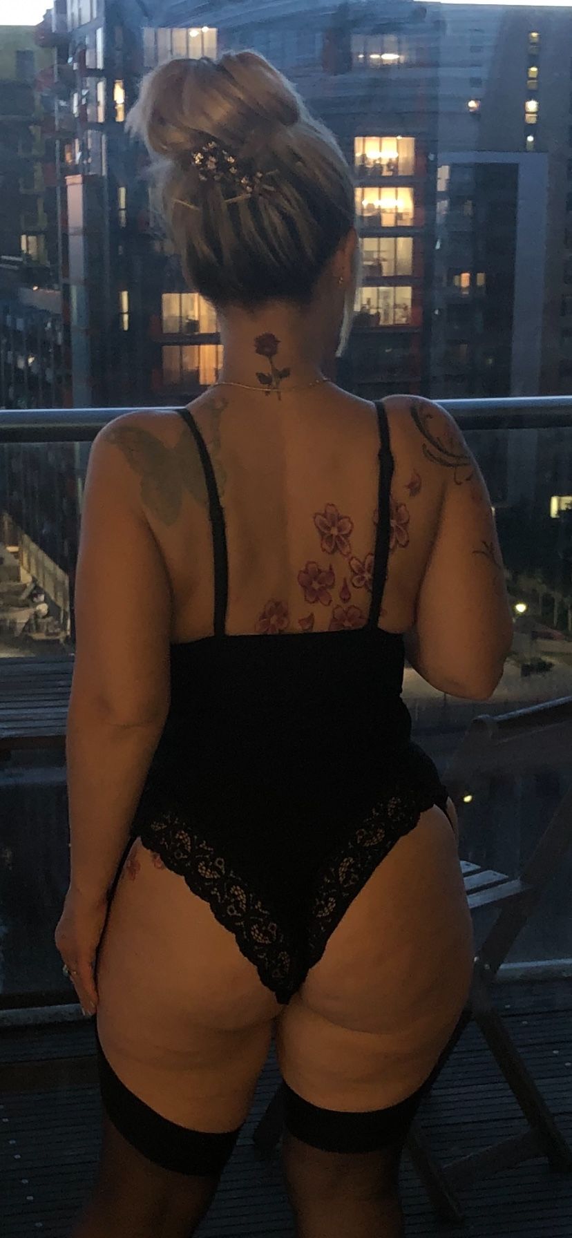 https://cdn.adultwork.com/gallery/G12/8818229.jpg