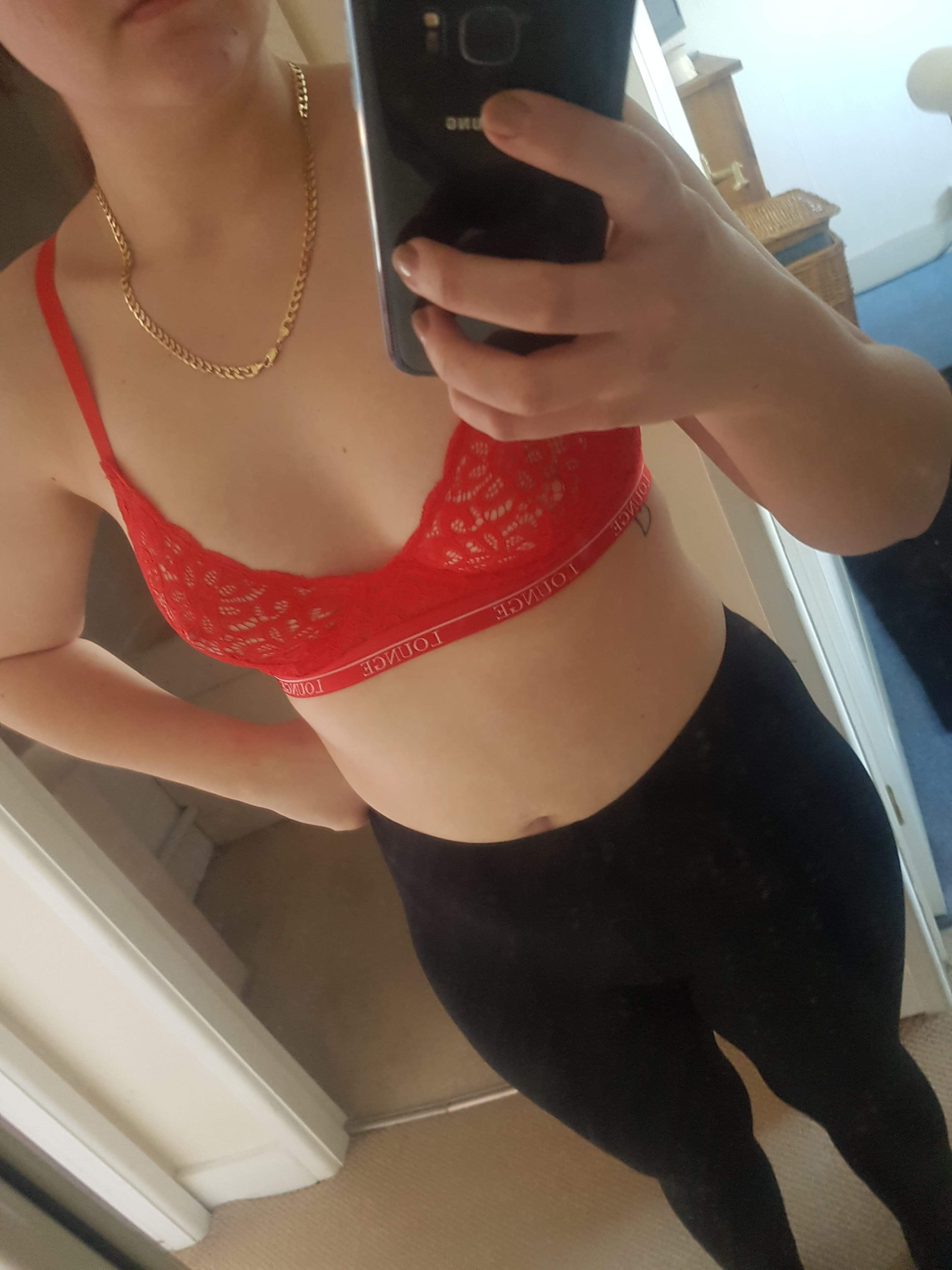 https://cdn.adultwork.com/gallery/G12/8818769.jpg