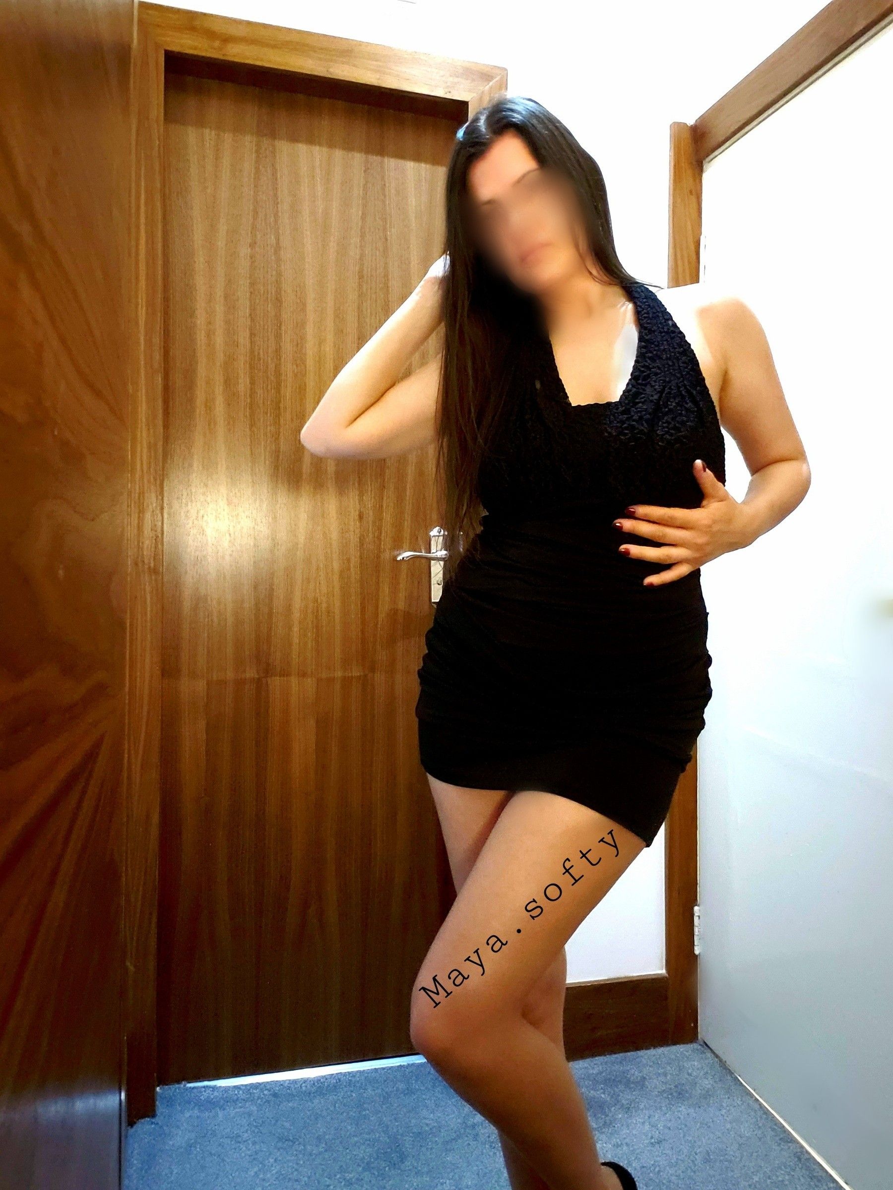 https://cdn.adultwork.com/gallery/G12/8824589.jpg