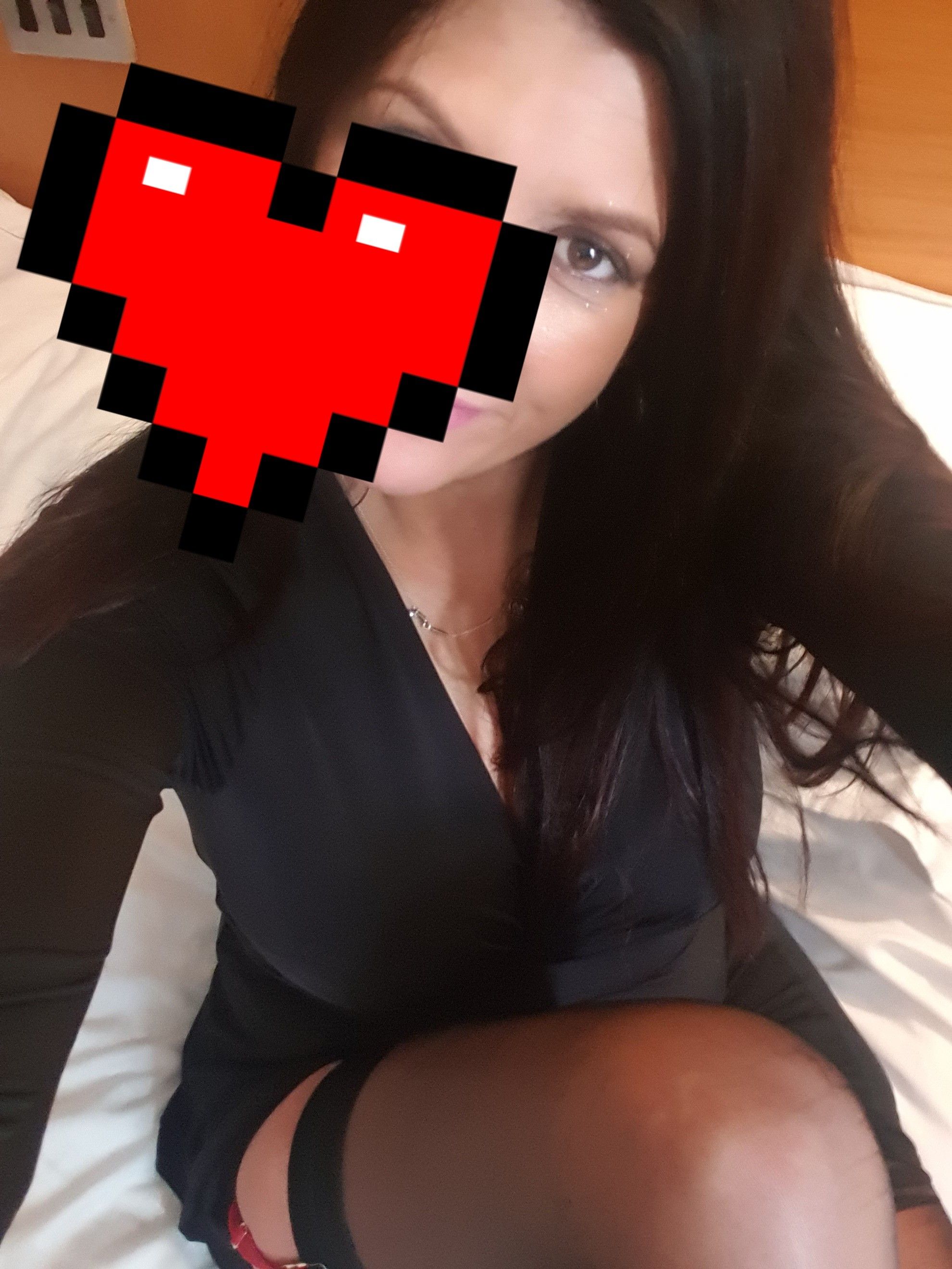 https://cdn.adultwork.com/gallery/G12/8825306.jpg