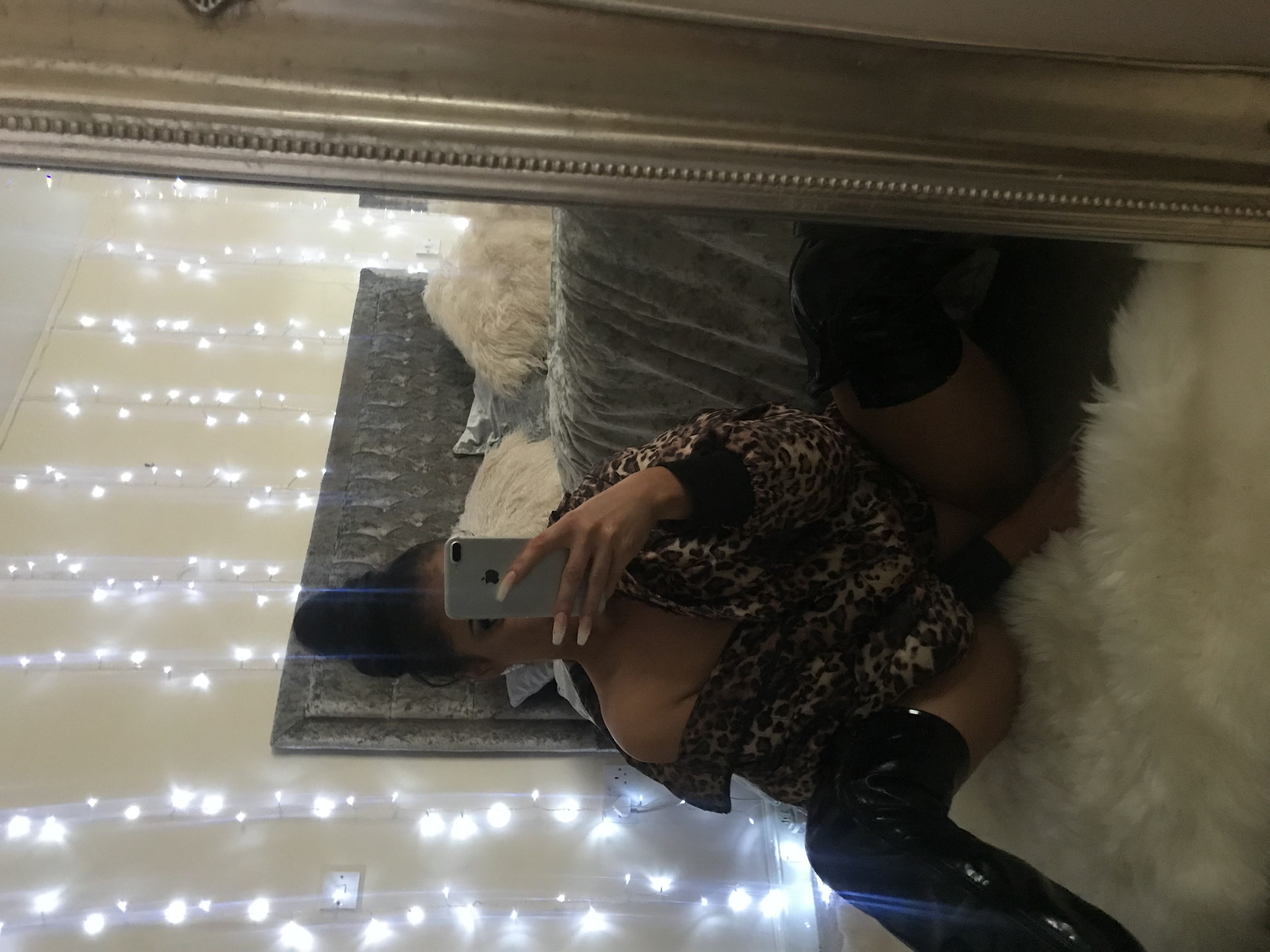 https://cdn.adultwork.com/gallery/G12/8825359.jpg