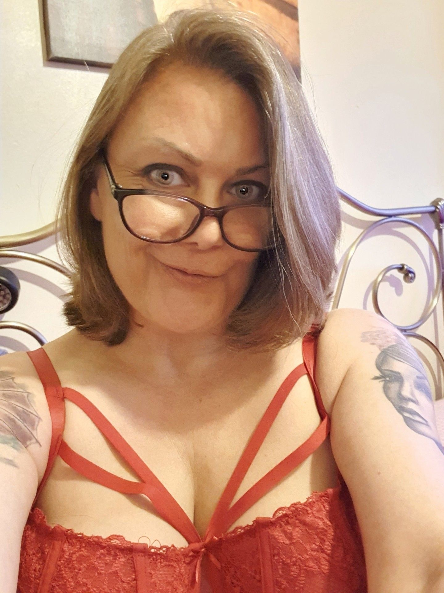 https://cdn.adultwork.com/gallery/G12/8827381.jpg