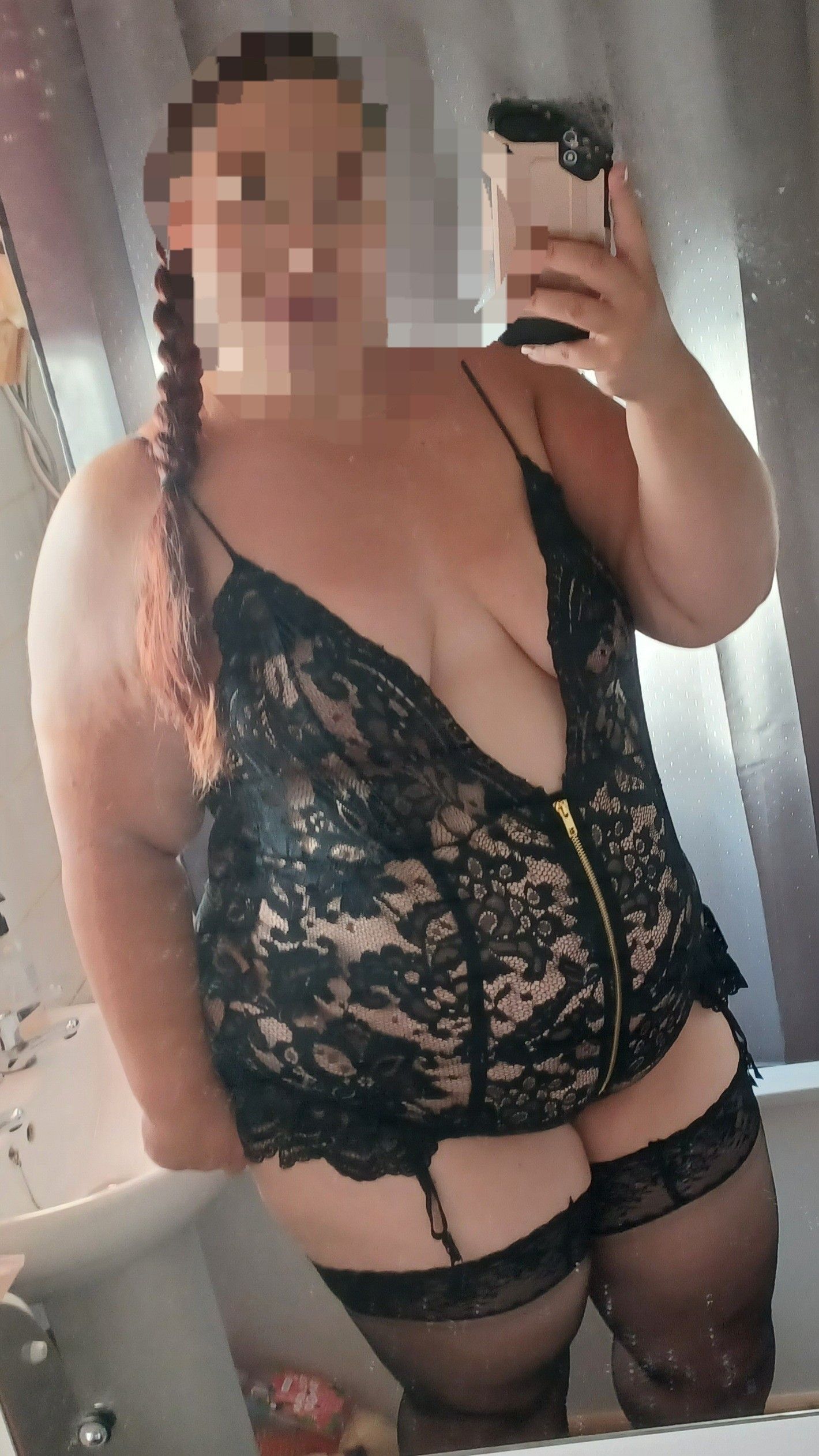 https://cdn.adultwork.com/gallery/G12/8827386.jpg