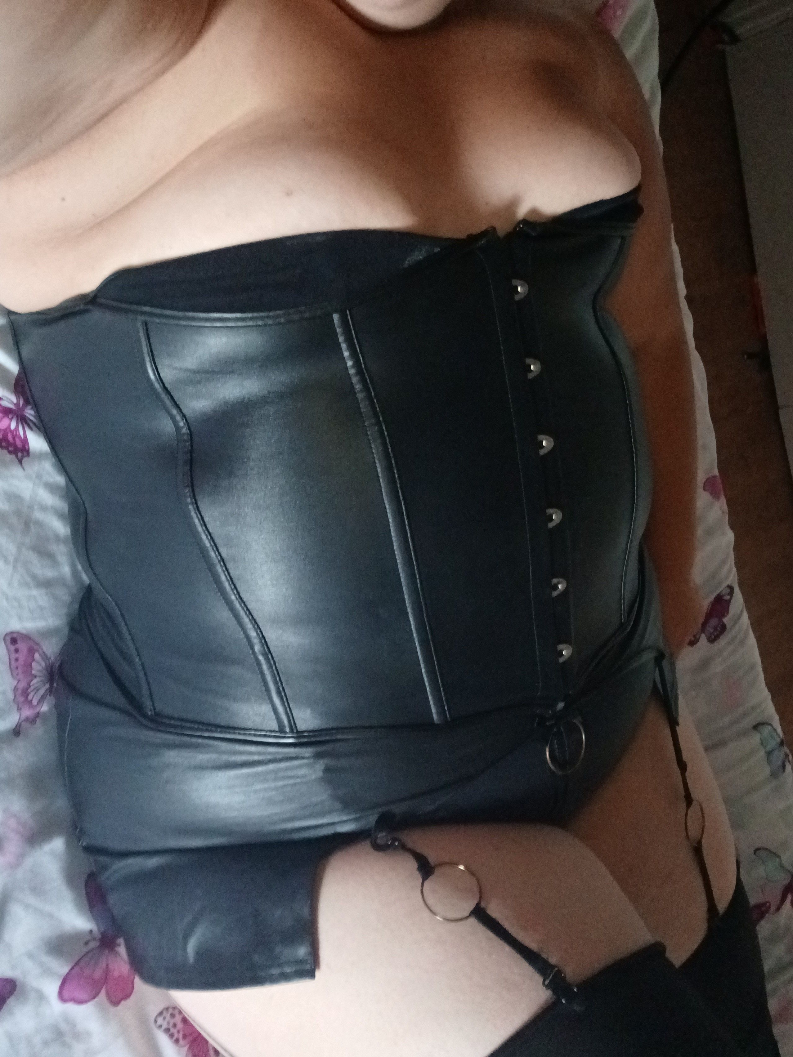 https://cdn.adultwork.com/gallery/G12/8827394.jpg