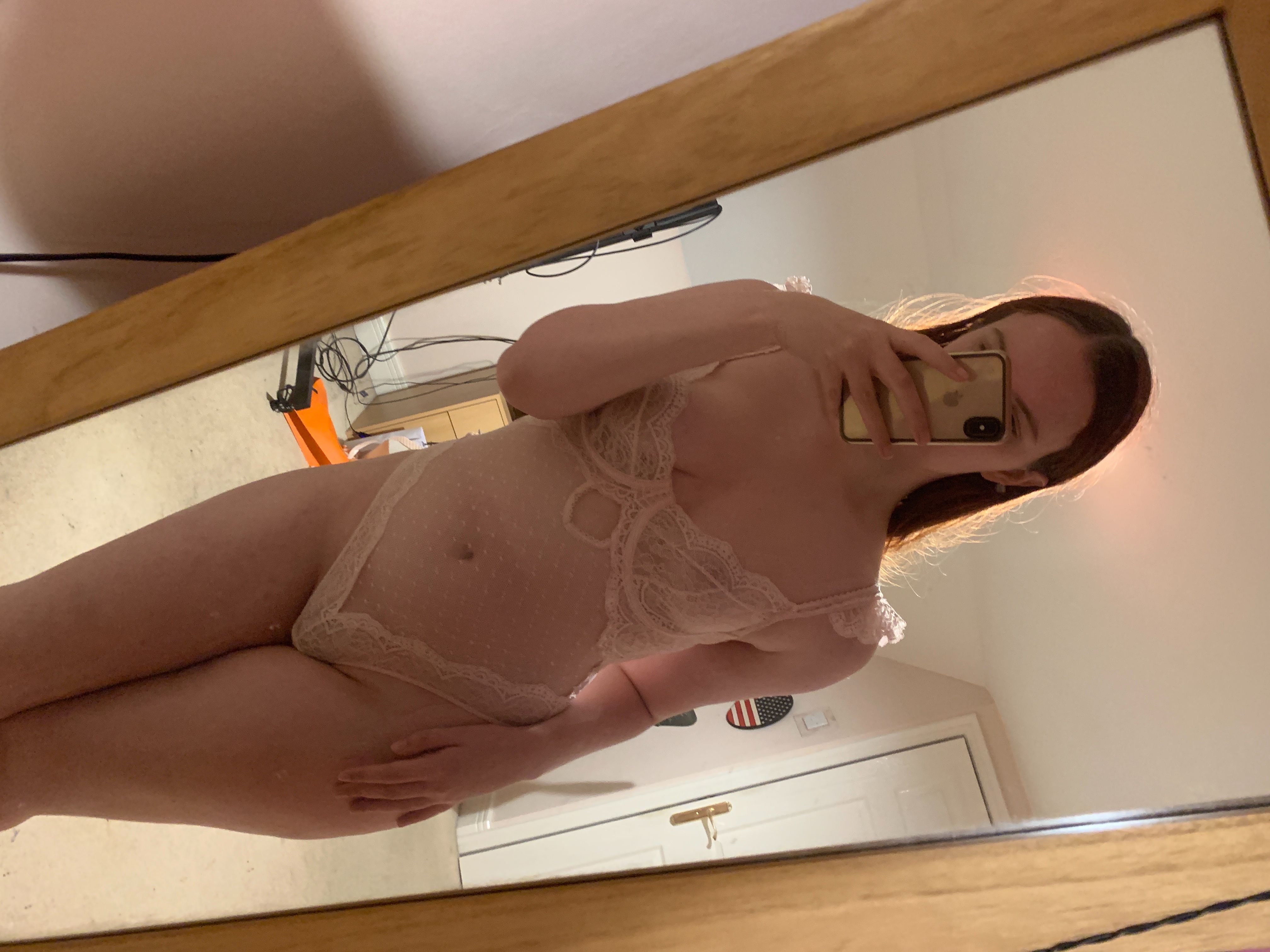 https://cdn.adultwork.com/gallery/G12/8836137.jpg