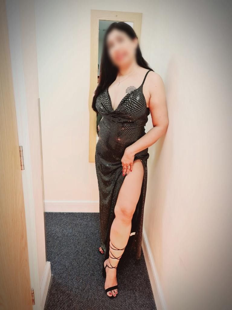 https://cdn.adultwork.com/gallery/G12/8836924.jpg