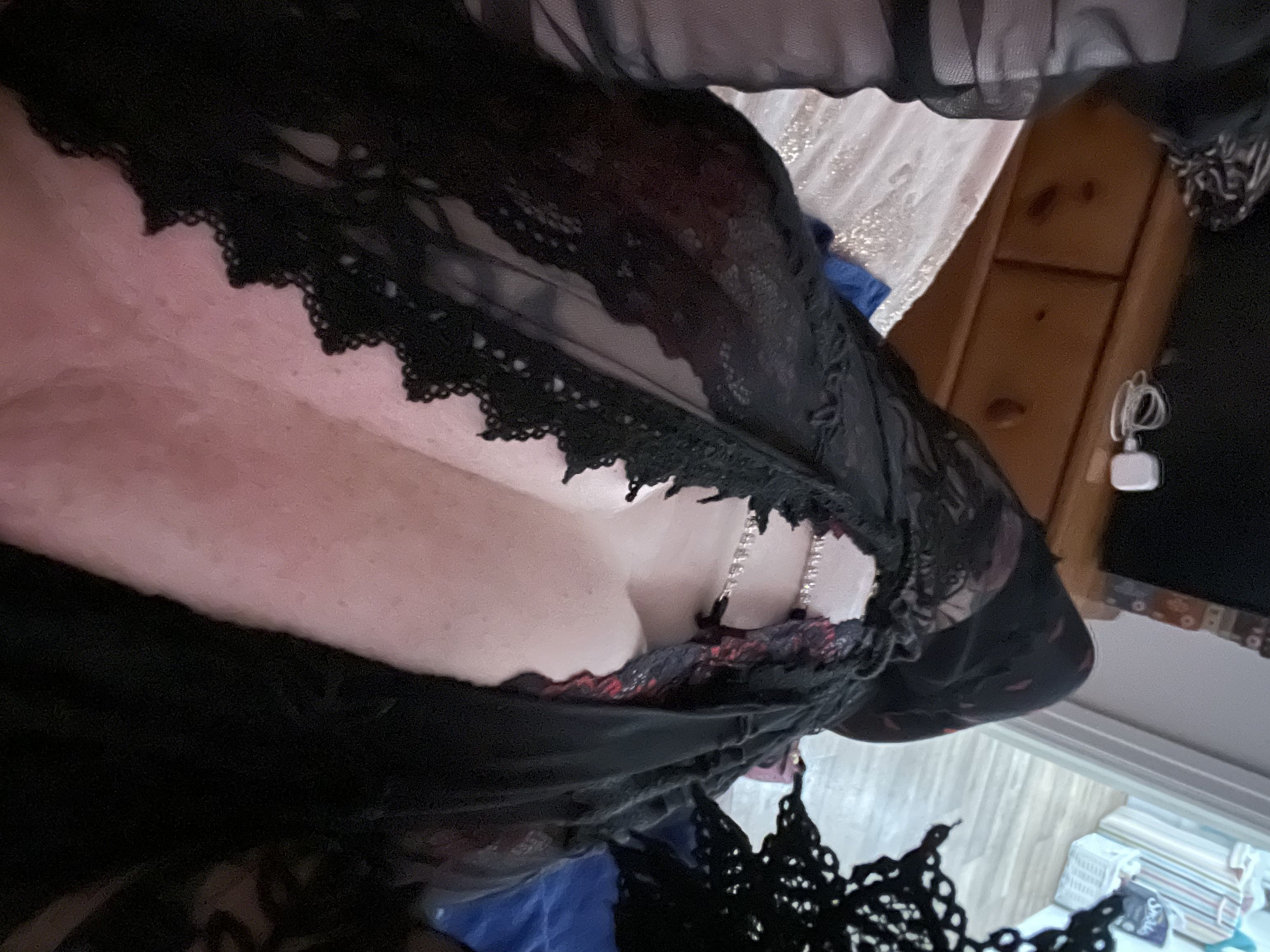 https://cdn.adultwork.com/gallery/G12/8844901.jpg