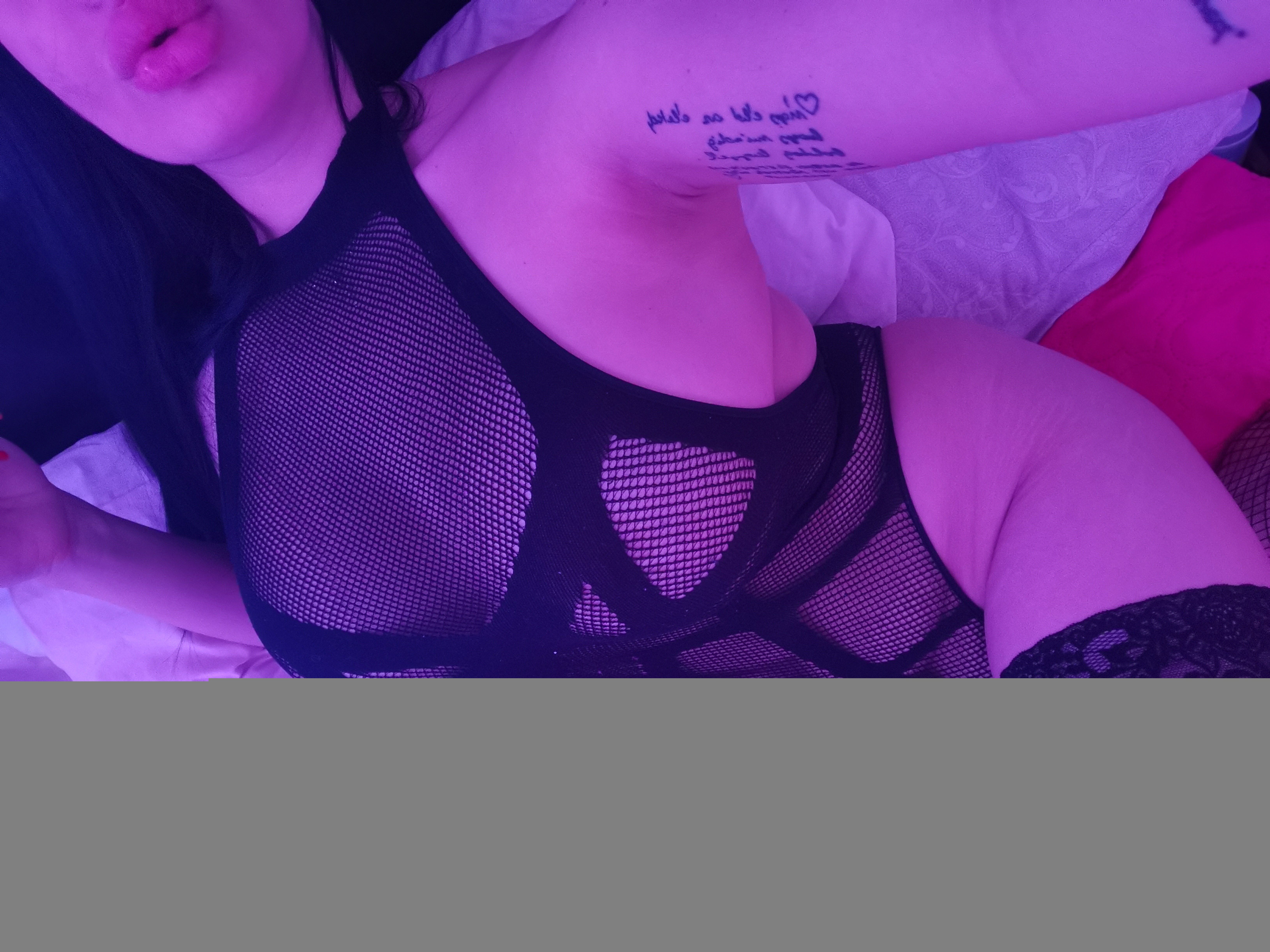 https://cdn.adultwork.com/gallery/G12/8846643.jpg