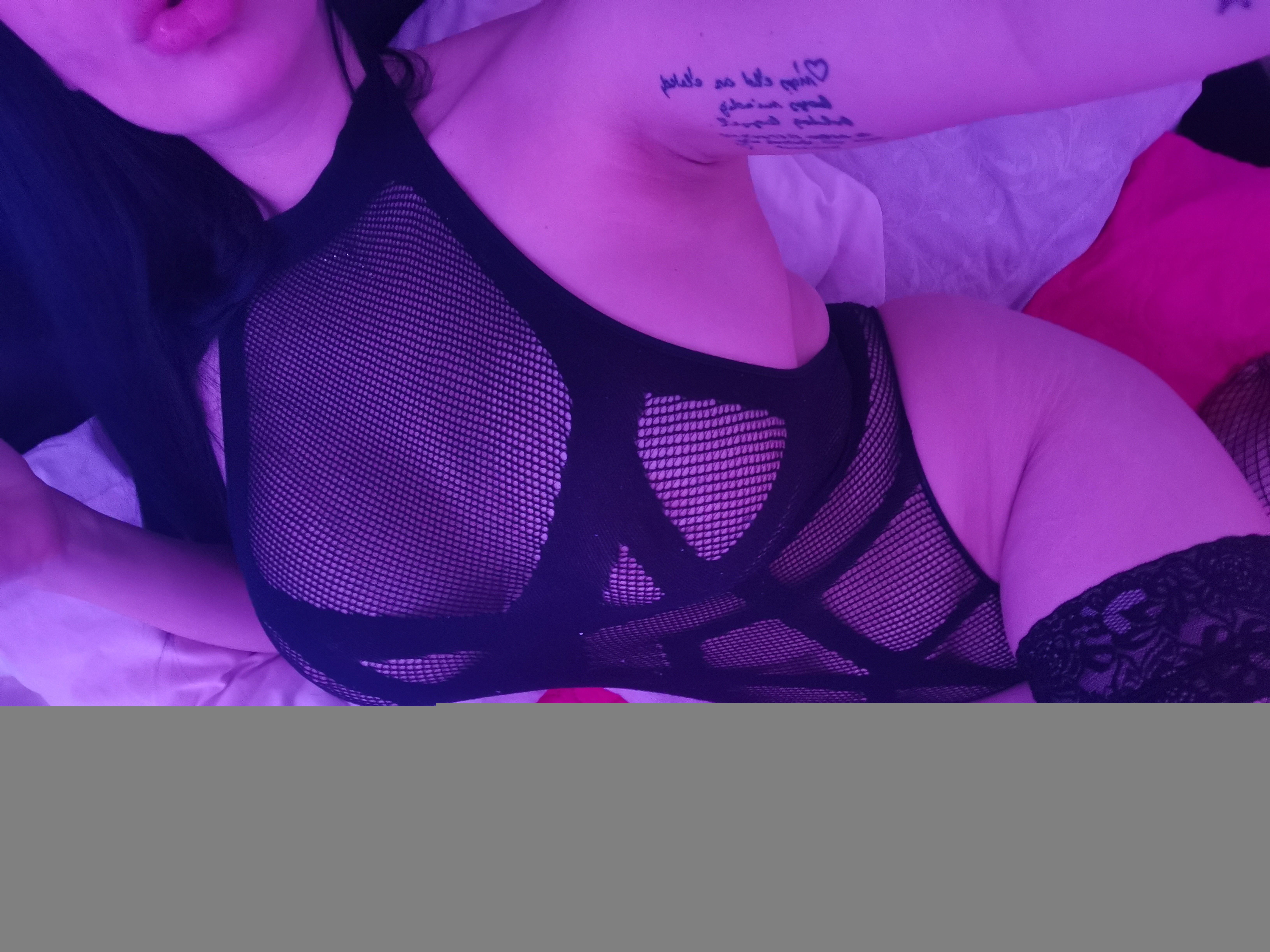 https://cdn.adultwork.com/gallery/G12/8846647.jpg