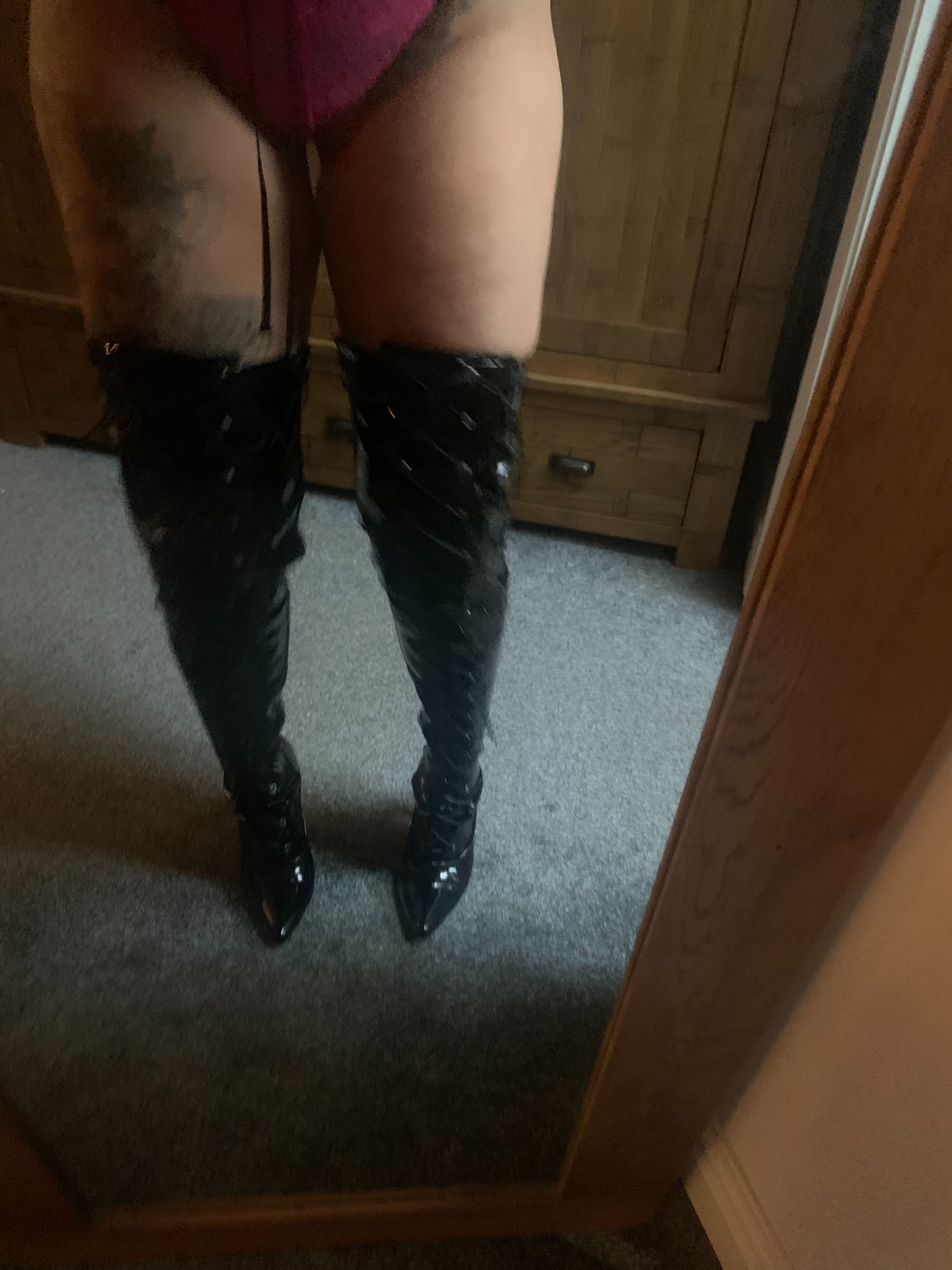 https://cdn.adultwork.com/gallery/G12/8846847.jpg