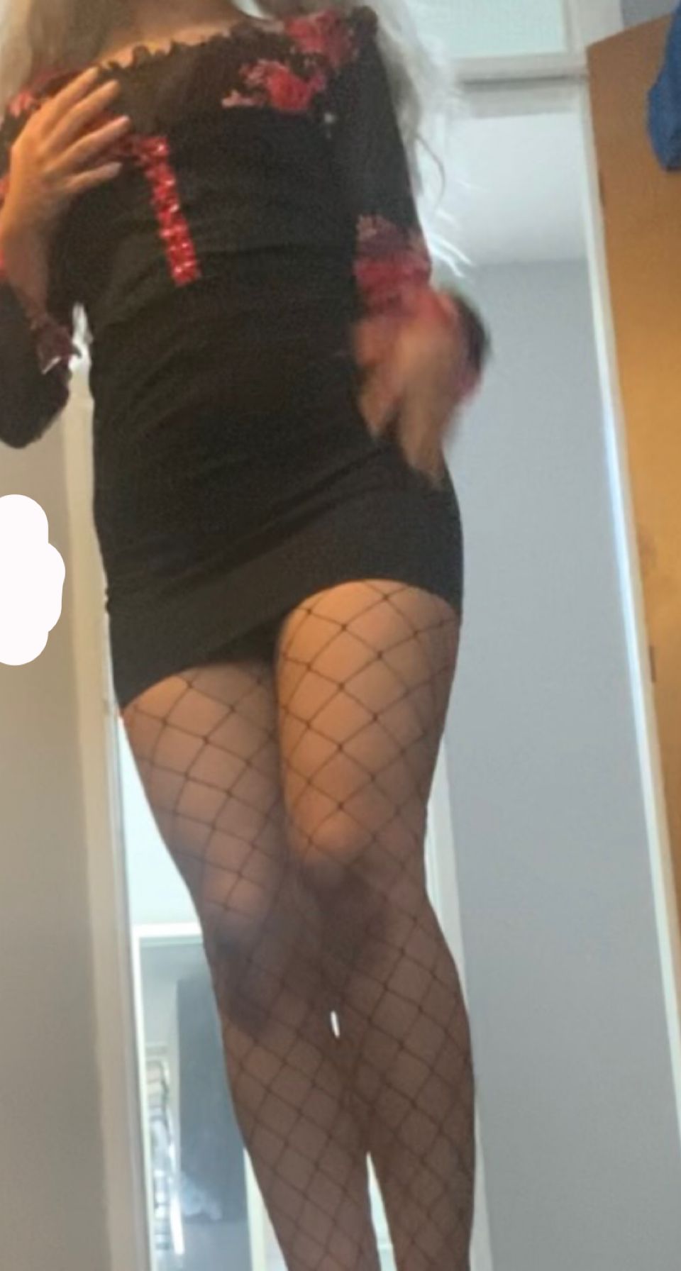 https://cdn.adultwork.com/gallery/G12/8848974.jpg