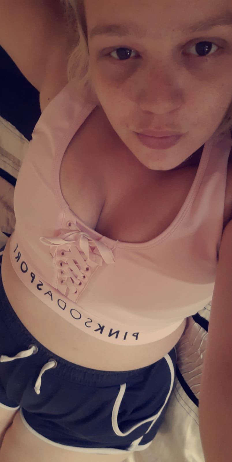 https://cdn.adultwork.com/gallery/G12/8862508.jpg