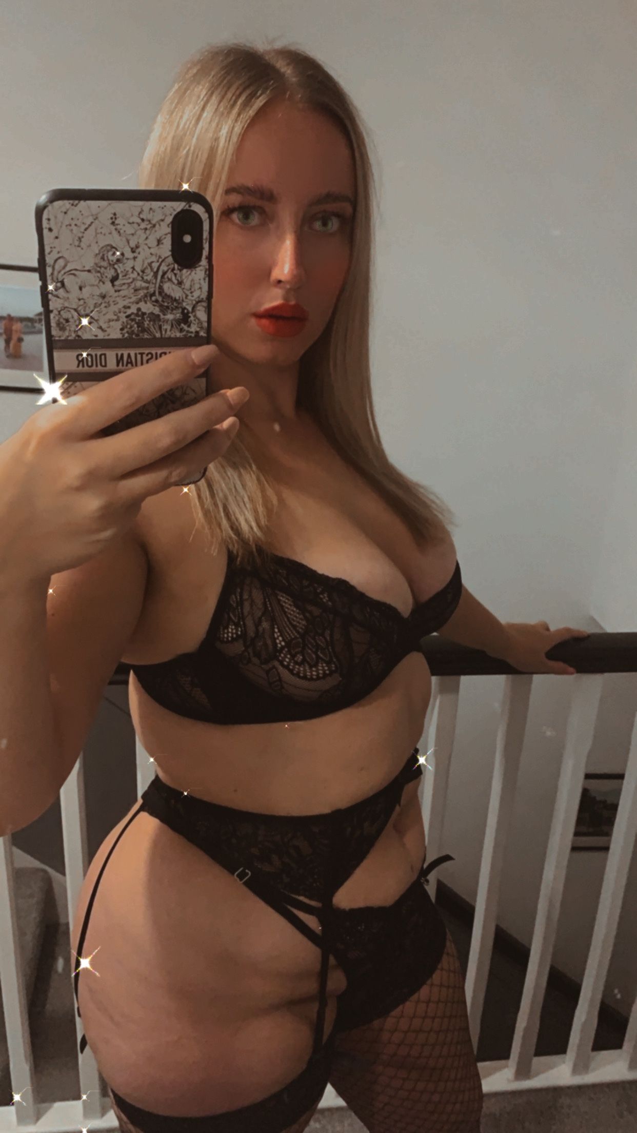 https://cdn.adultwork.com/gallery/G12/8865025.jpg