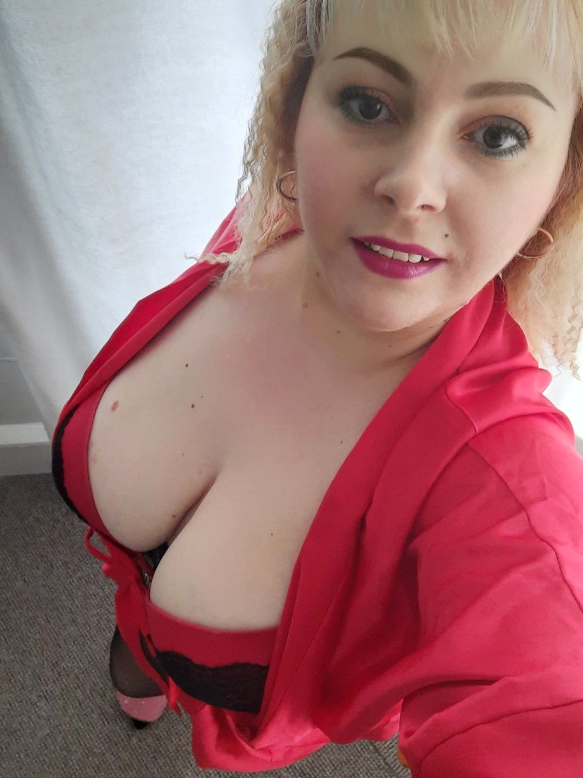 https://cdn.adultwork.com/gallery/G12/8868149.jpg