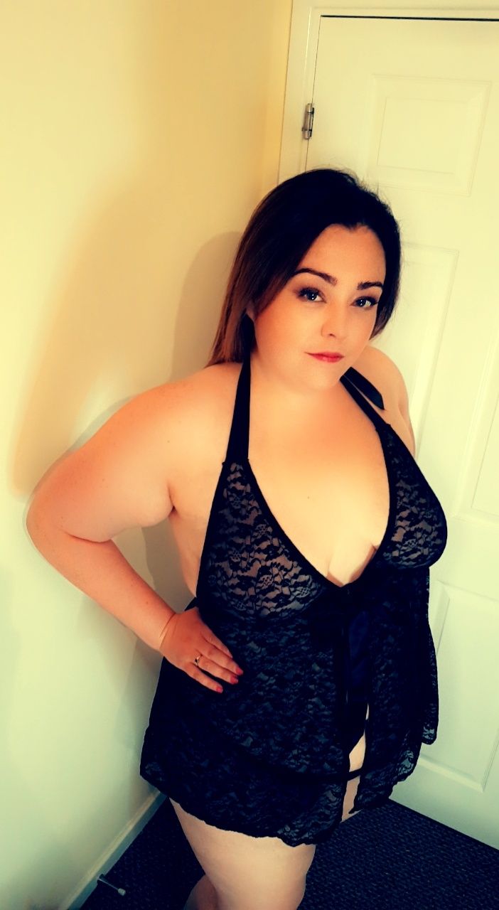 https://cdn.adultwork.com/gallery/G12/8868512.jpg