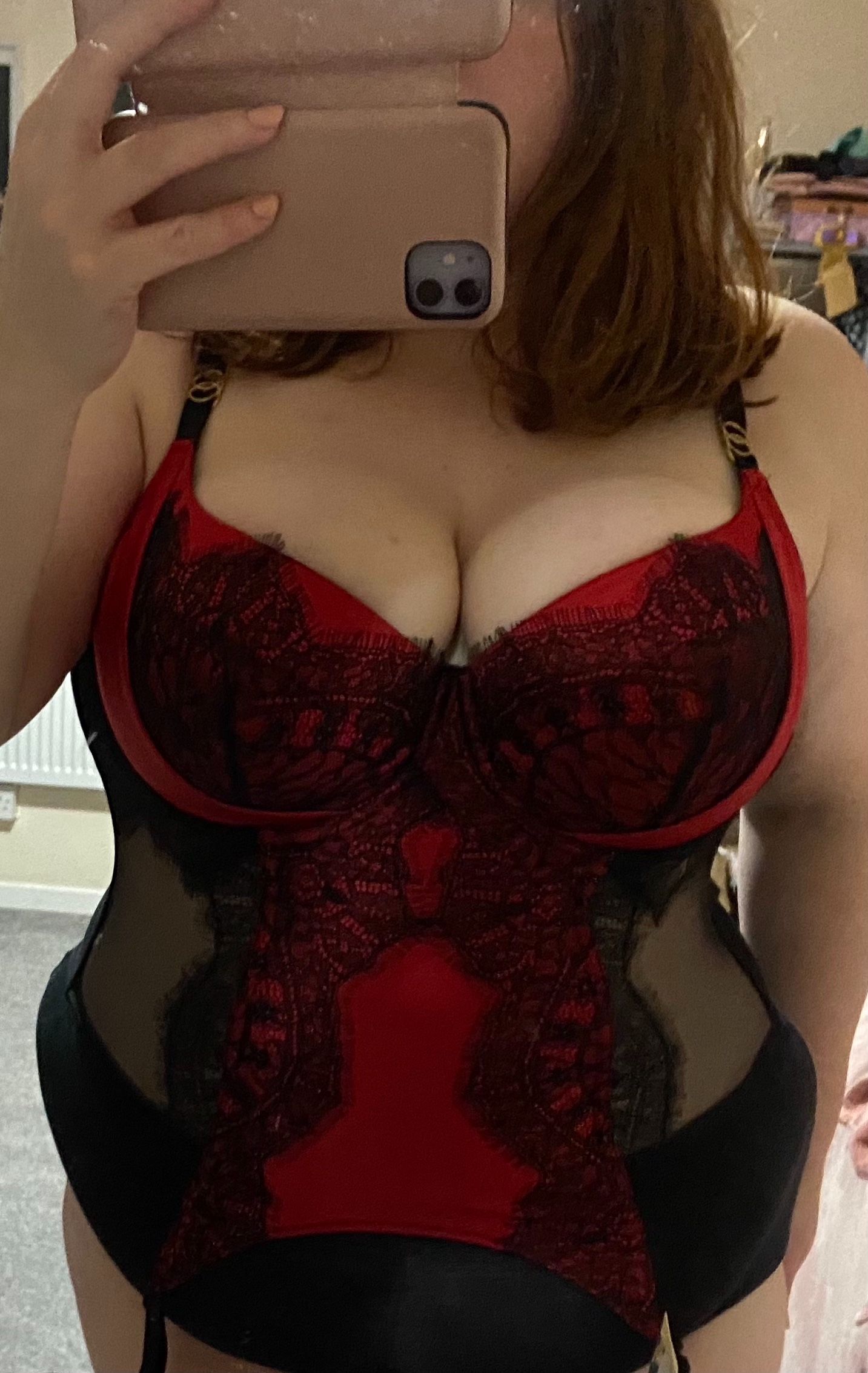 https://cdn.adultwork.com/gallery/G12/8869667.jpg