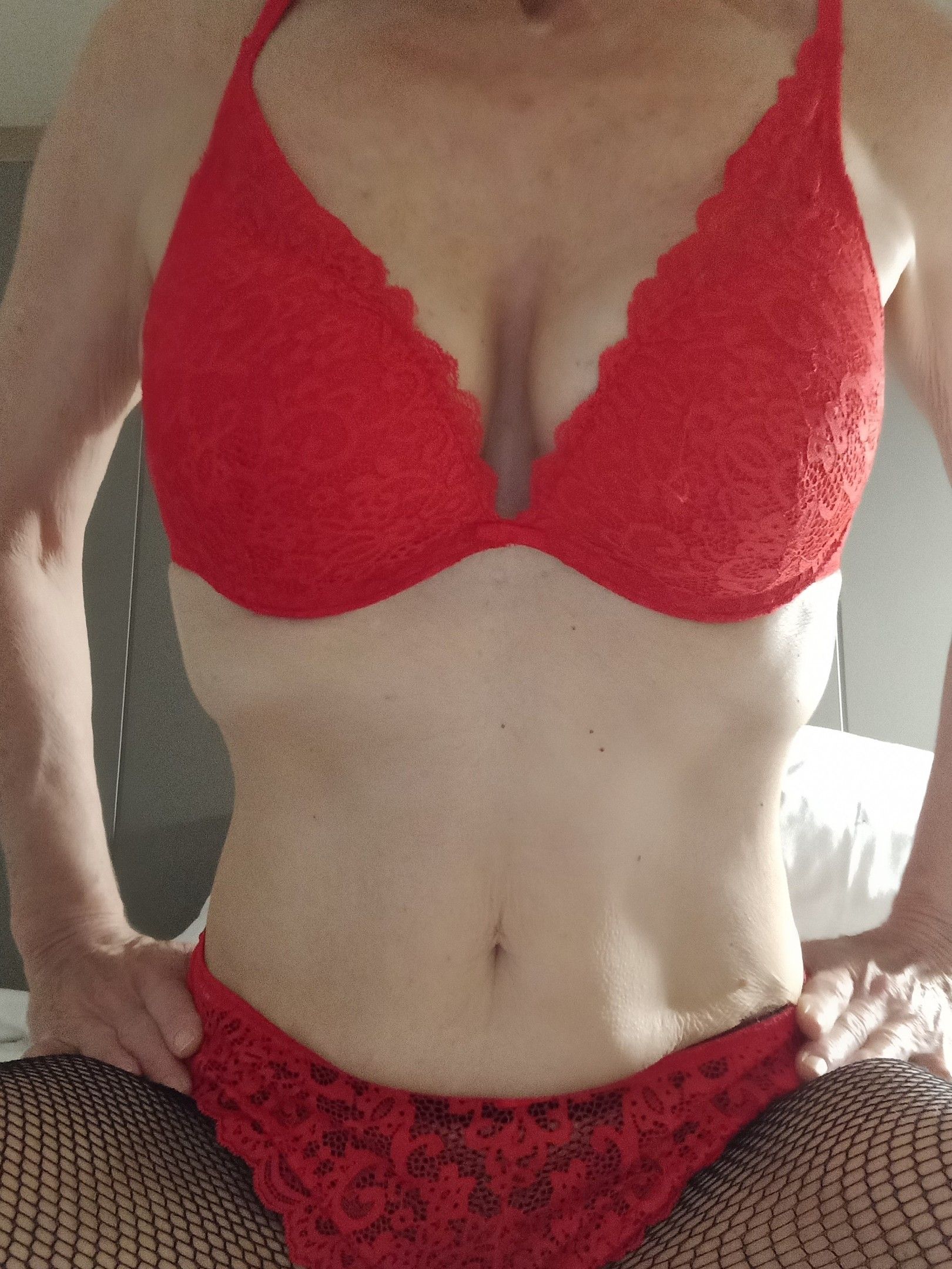 https://cdn.adultwork.com/gallery/G12/8871578.jpg