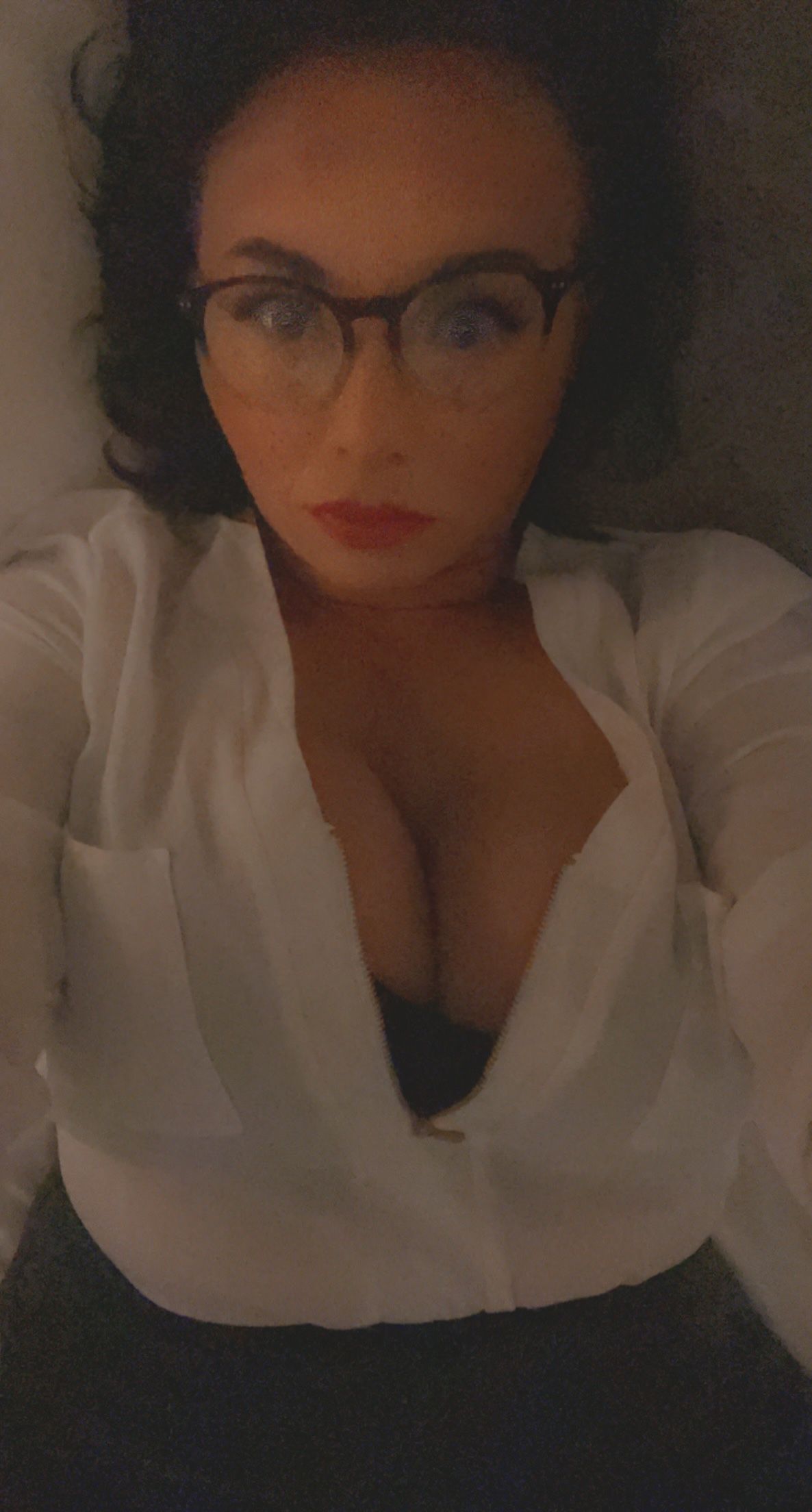 https://cdn.adultwork.com/gallery/G12/8874885.jpg