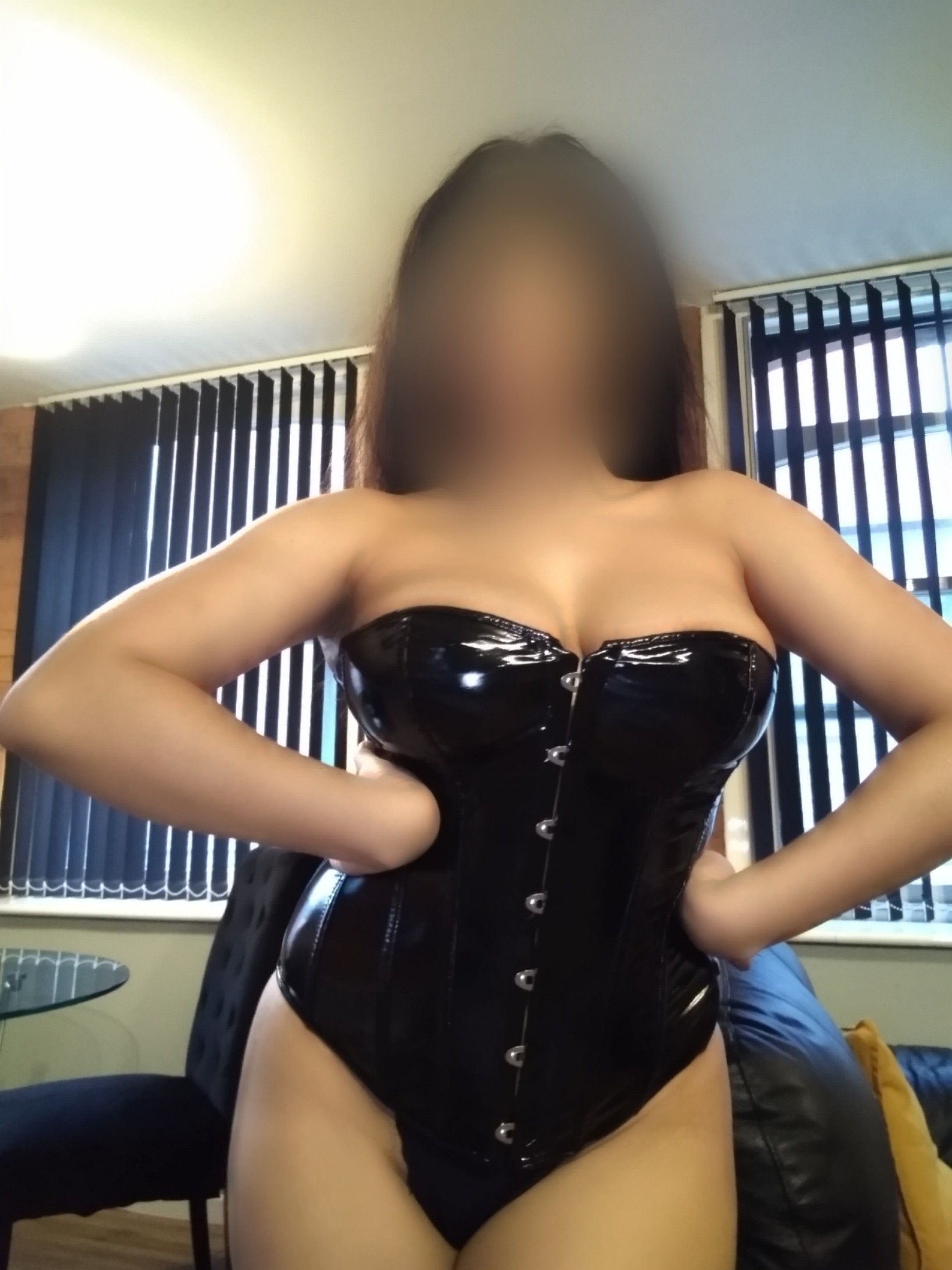 https://cdn.adultwork.com/gallery/G12/8888556.jpg